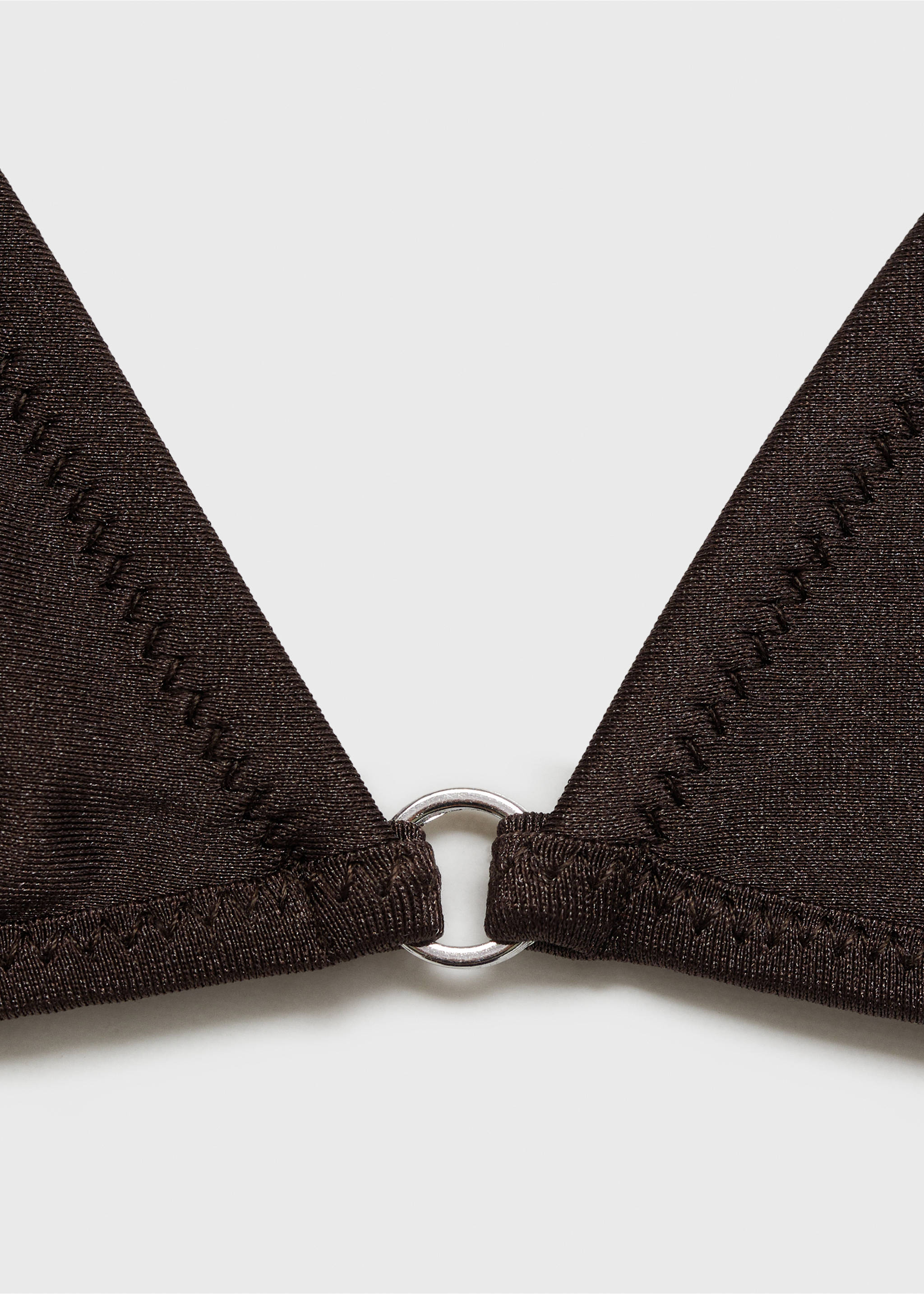 Top de biquíni com acabamento brilhante - Pormenor do artigo 8, Chocolate. Ref: 87035968-00.