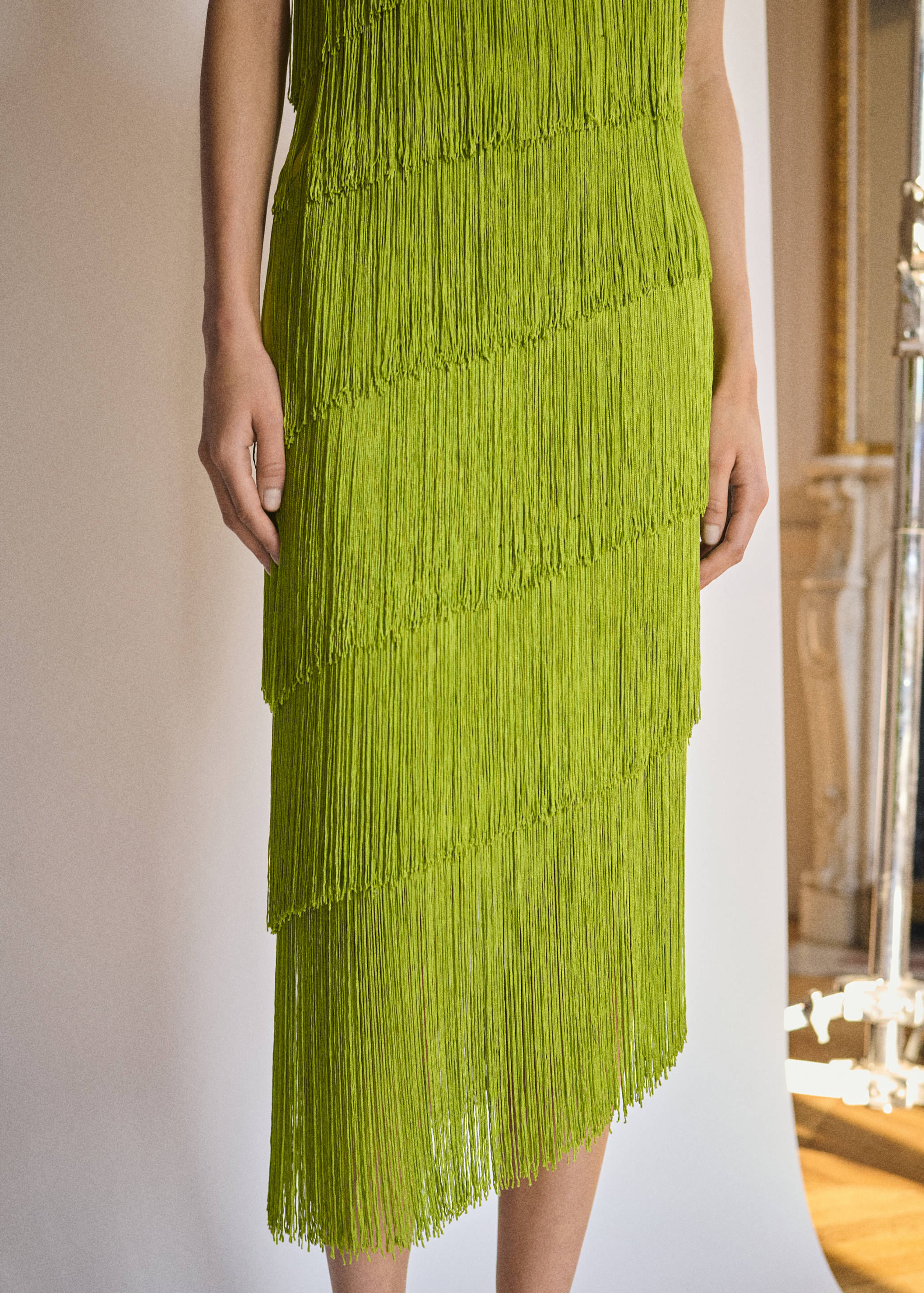Asymmetrical fringed midi-dress - Details of the article 3