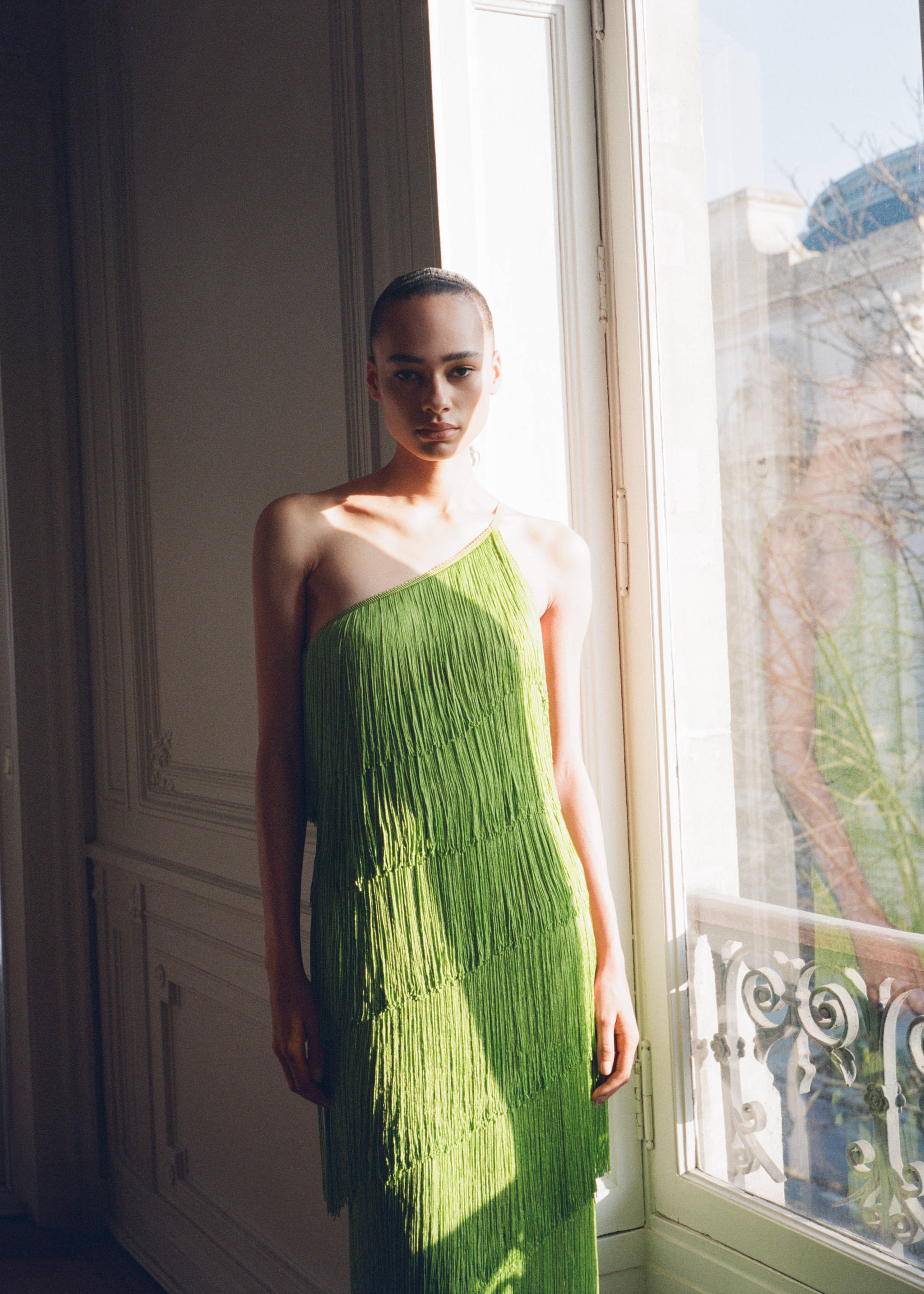 Asymmetrical fringed midi-dress - Details of the article 7