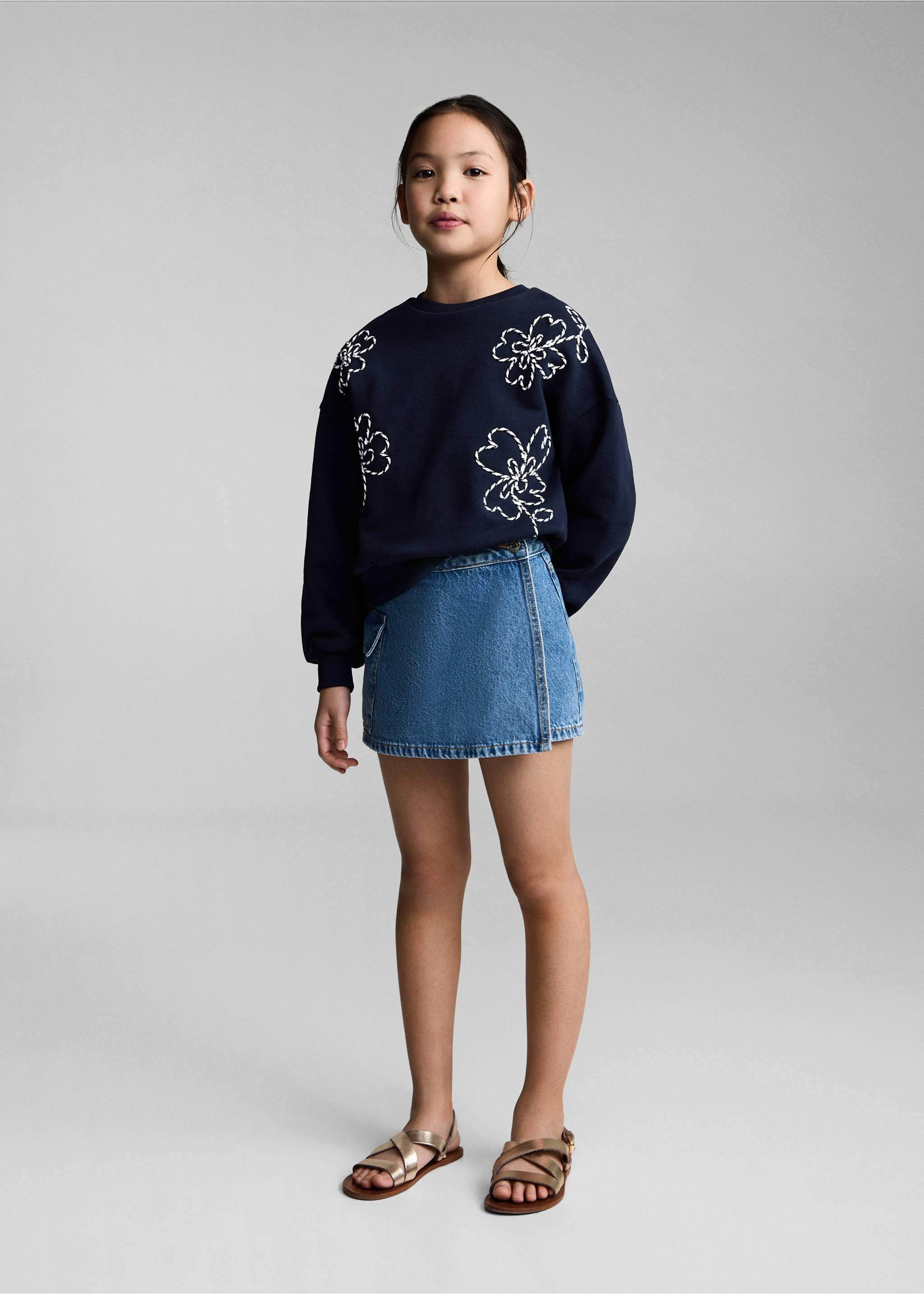 Cotton sweatshirt with embroidered flowers - General plane, Dark Navy. Ref: 87035971-00.