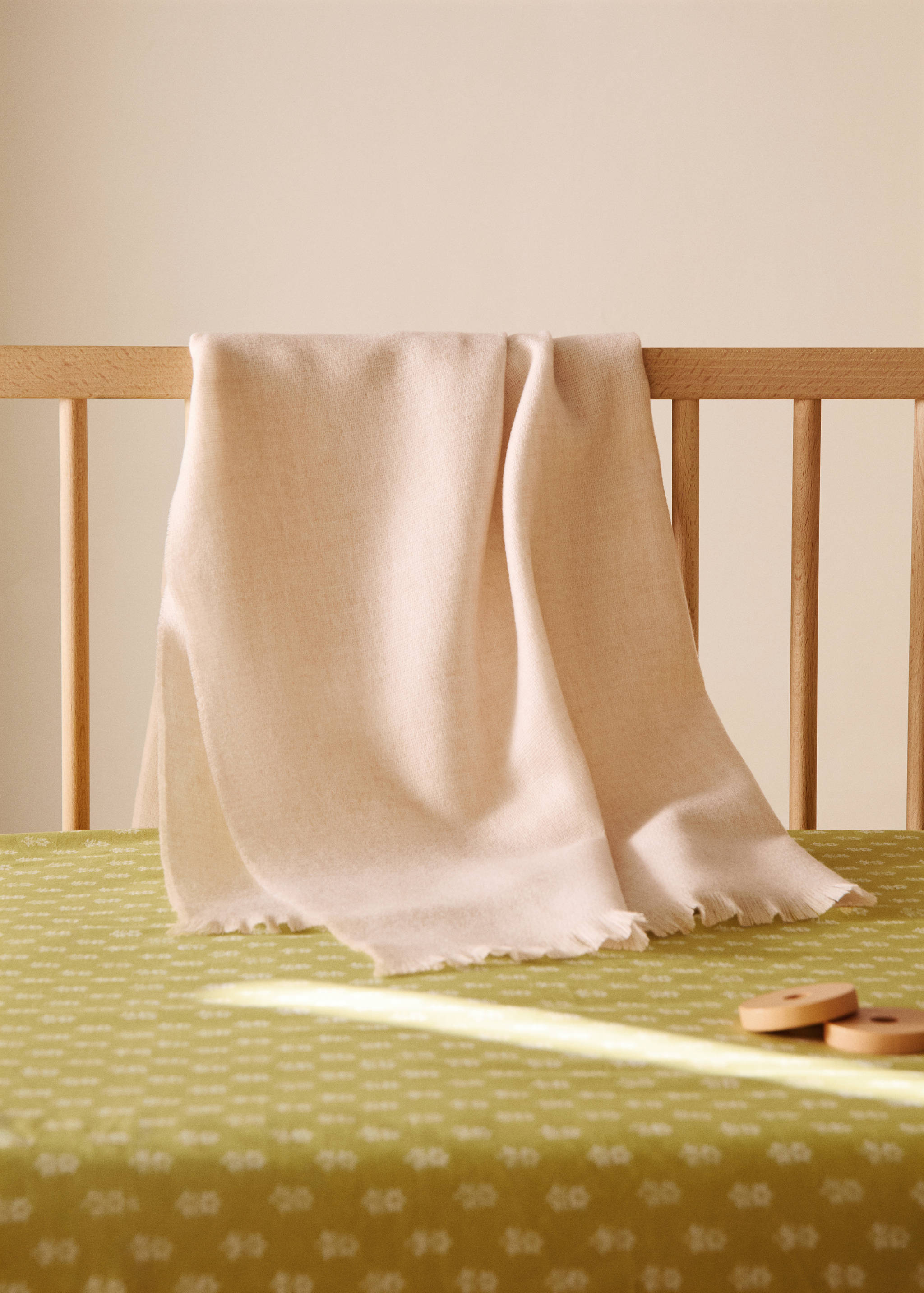 Children’s soft melange blanket - General plane
