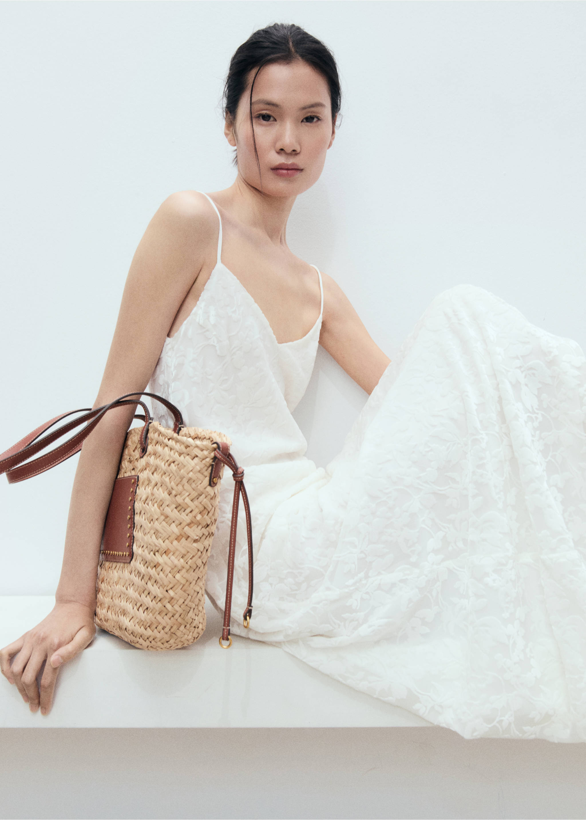 Capazo grande doble asa fibra natural - Detalle del artículo 9, Cuero. Ref: 87036335-00.