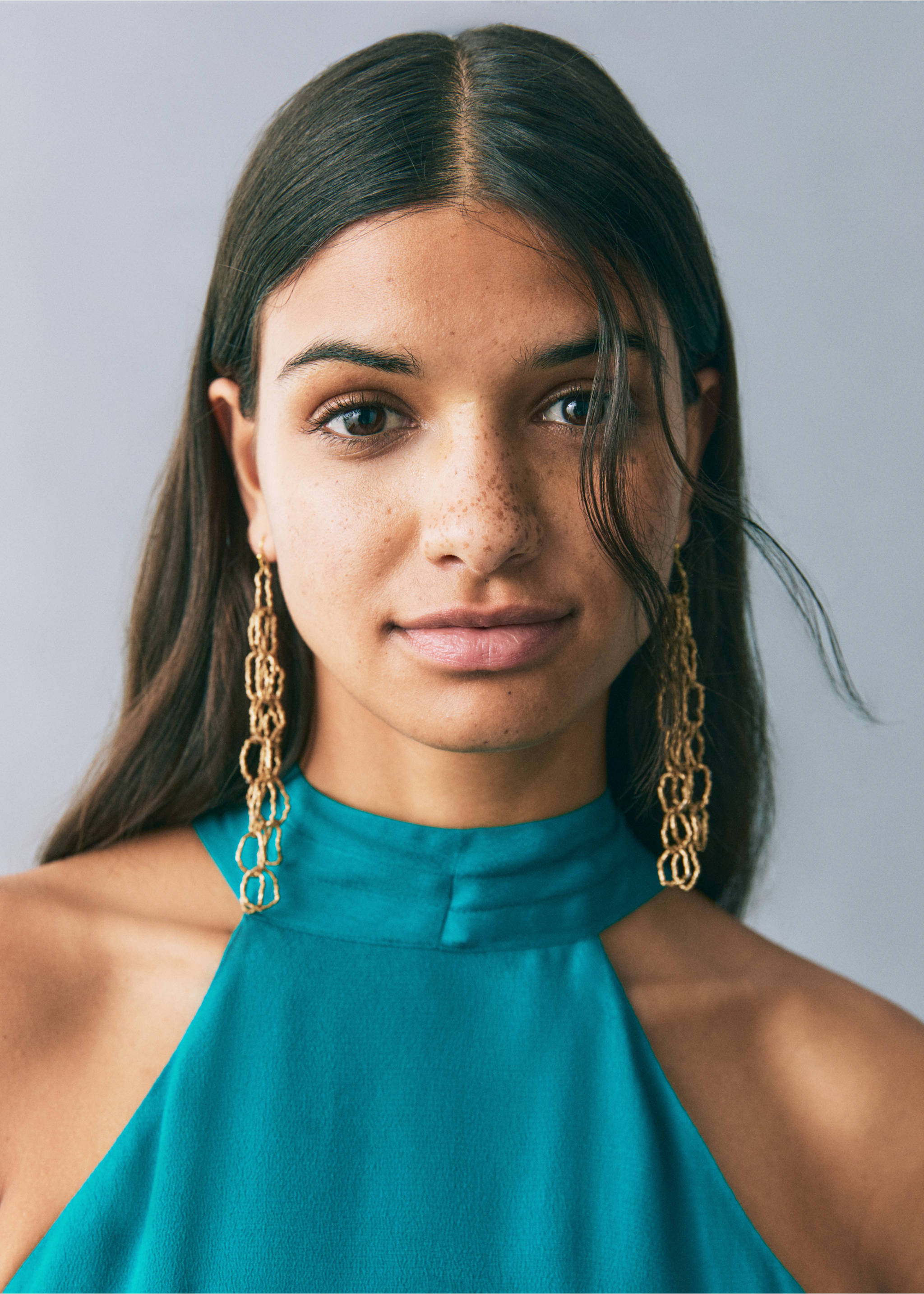 Langes Neckholderkleid - Detail des Artikels 1, Türkis. Ref: 87036359-00.