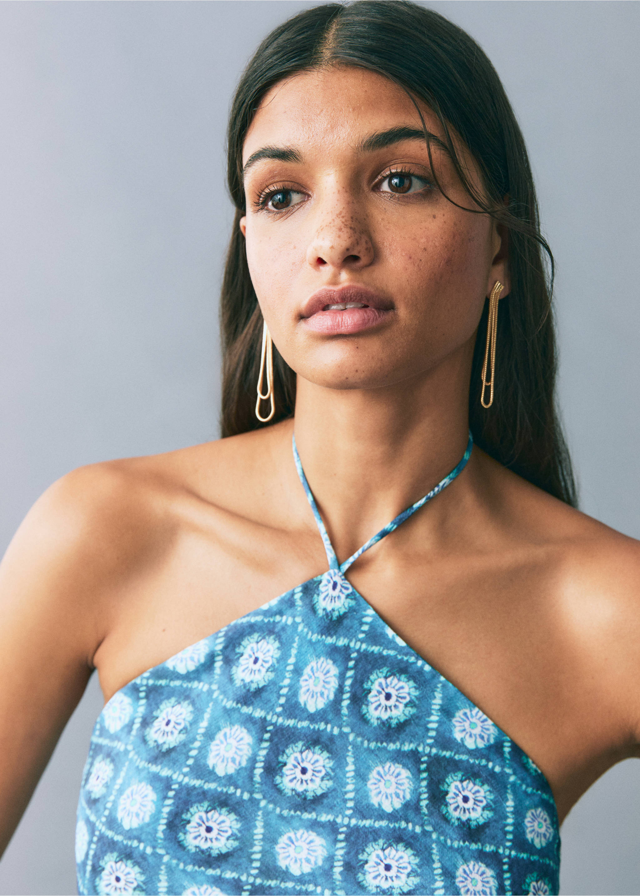 Halter-neck printed dress - Details of the article 1, Petrol Blue. Ref: 87036370-00.