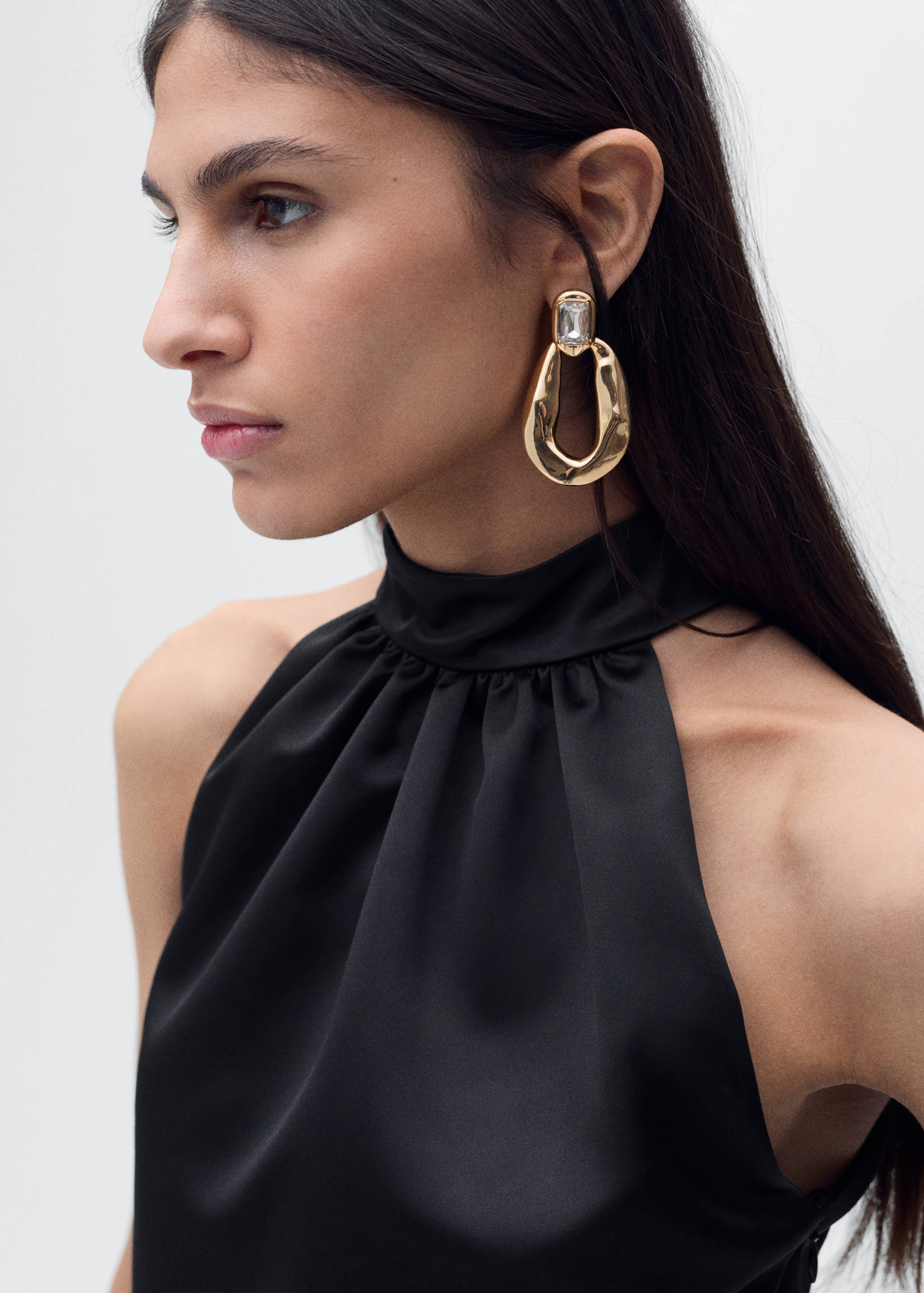 Gömbszabású, halter nyakú top - A termék adatai 1