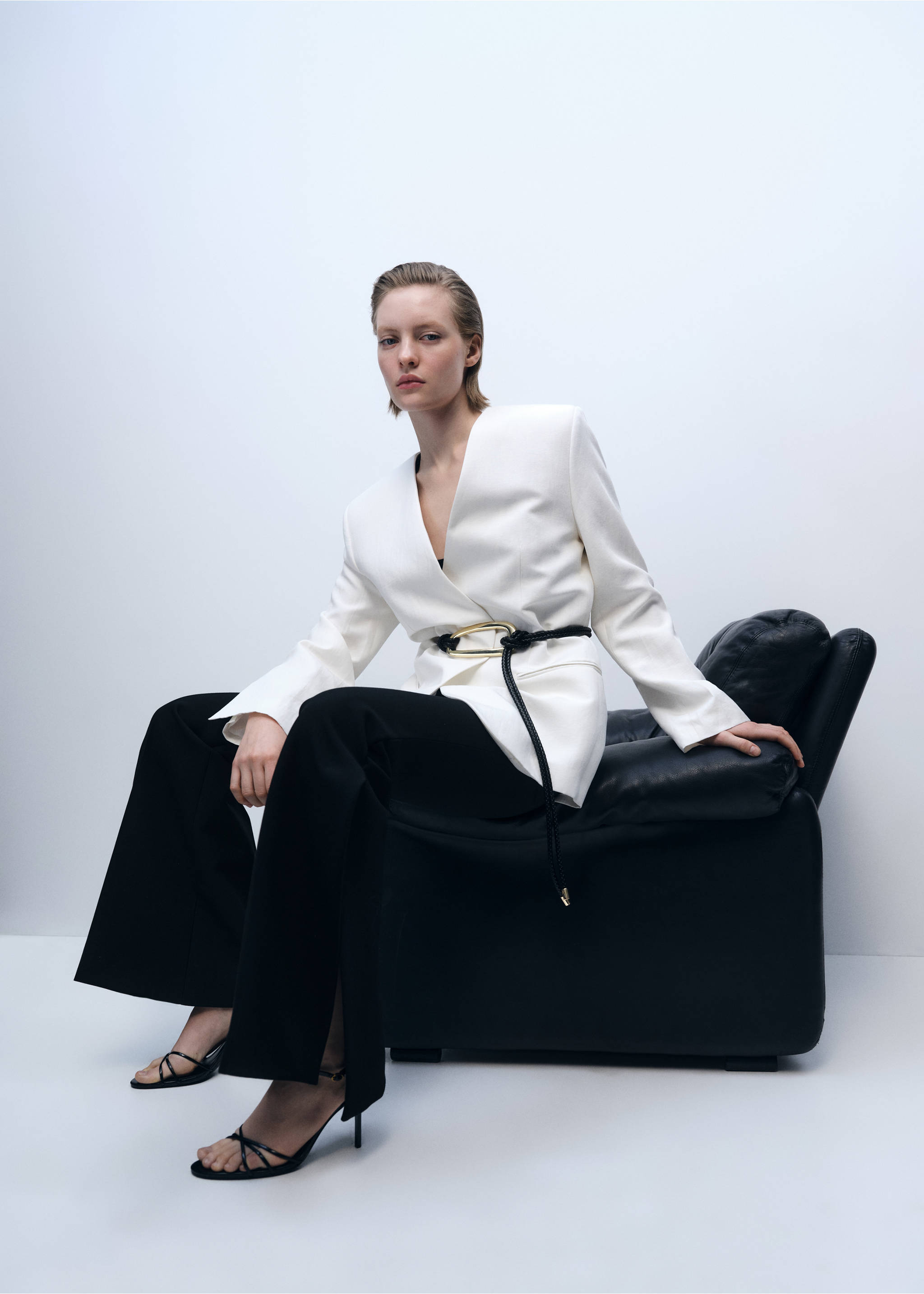 Oblekové kalhoty maxi wideleg - Detail zboží 2, Černá. Ref: 87036375-00.