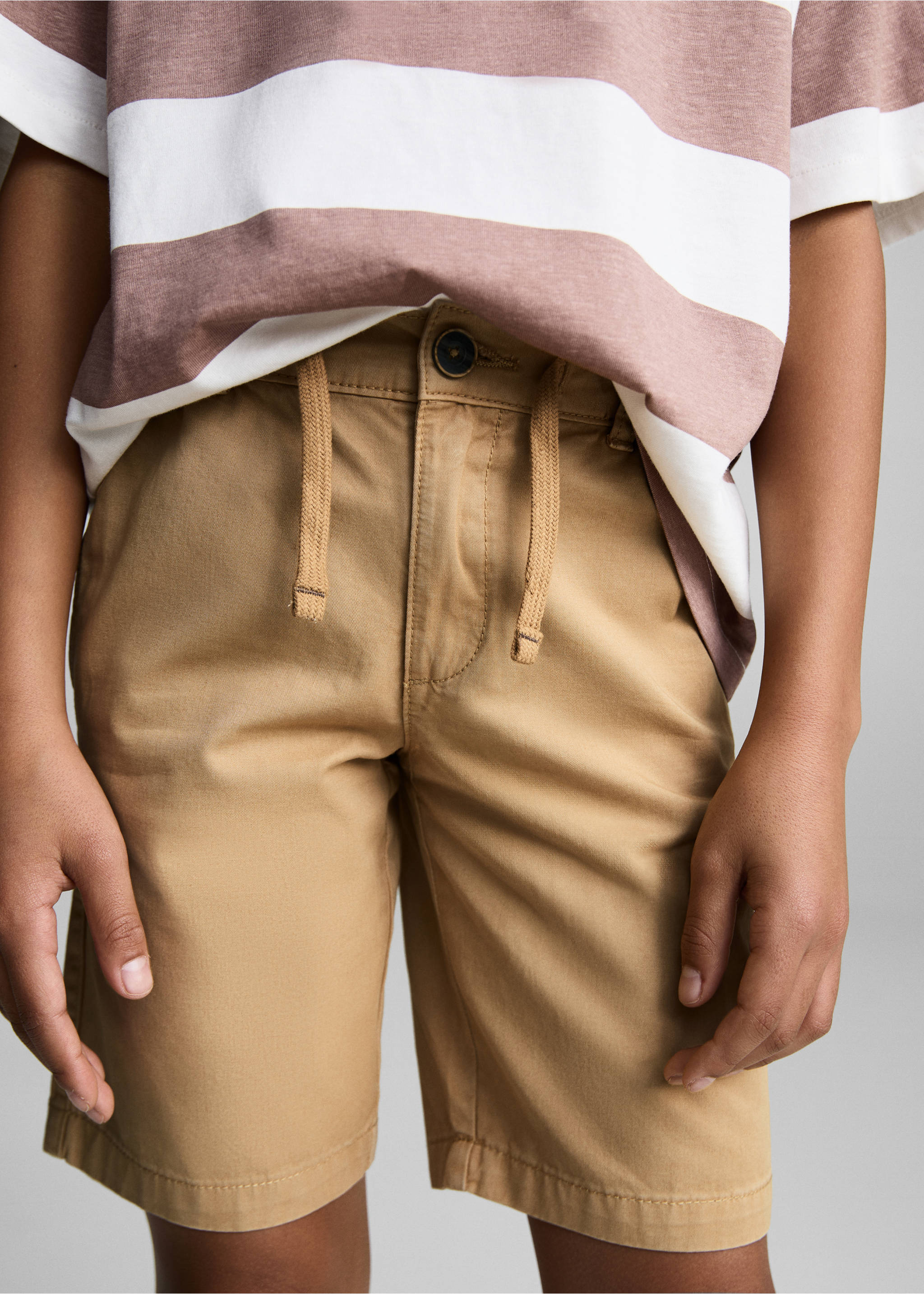 Elastic waist Bermuda shorts - Medium plane, Mustard. Ref: 87036713-00.