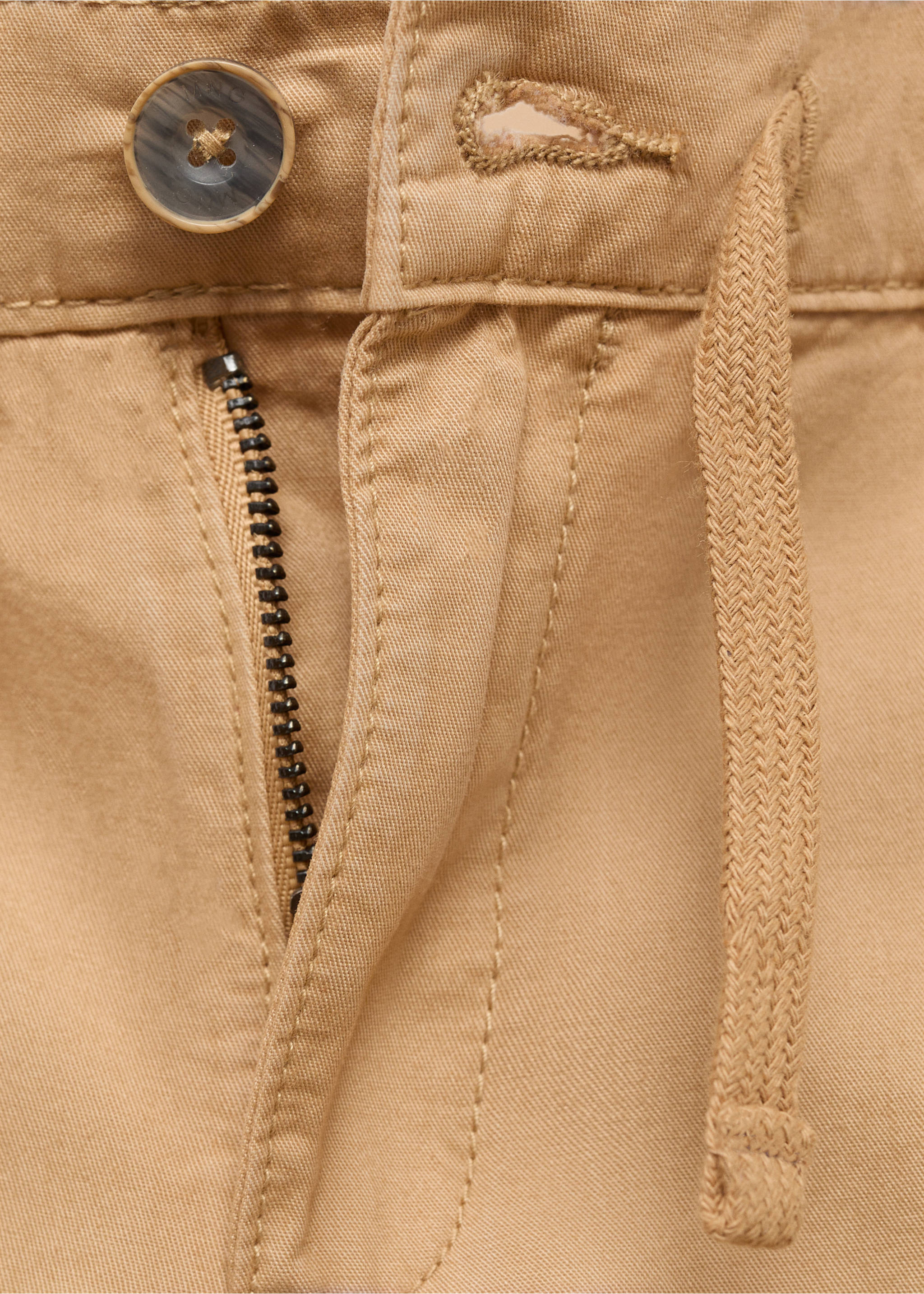 Elastic waist Bermuda shorts - Details of the article 8, Mustard. Ref: 87036713-00.