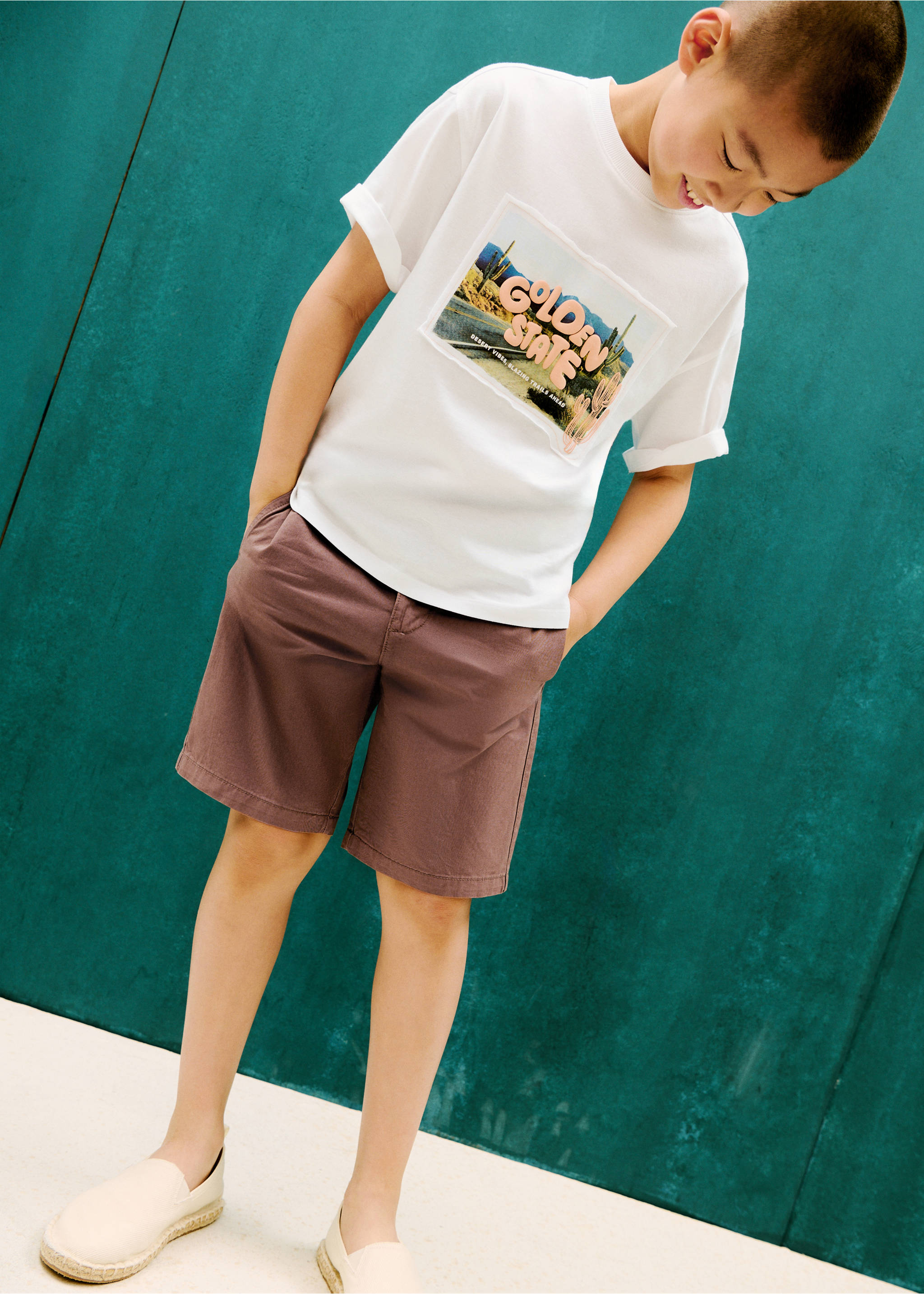 Elastic waist Bermuda shorts - General plane, Wine. Ref: 87036713-00.