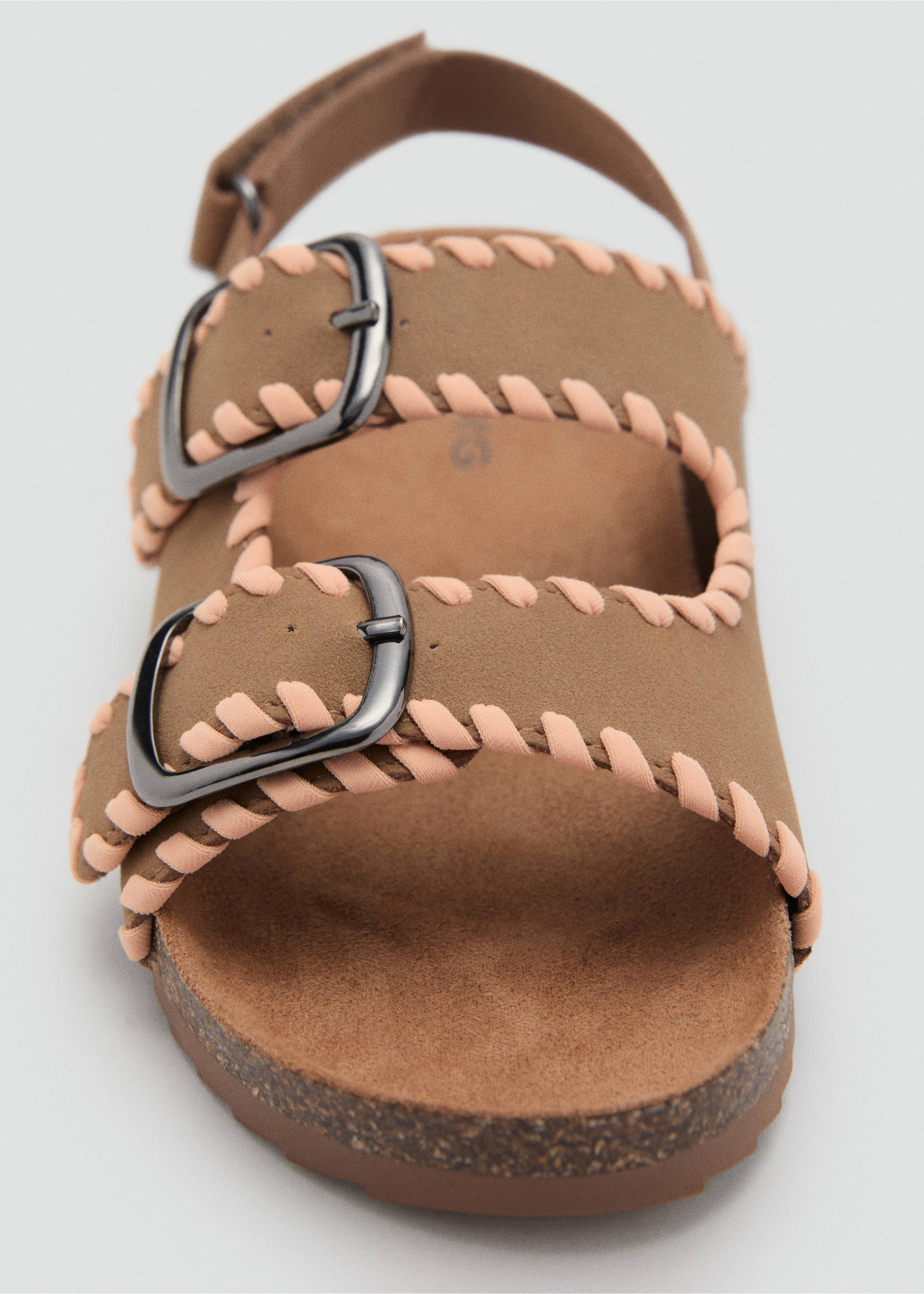 Sandalen met gespen - Detail van het artikel 2, Middenbruin. Ref: 87036720-00.