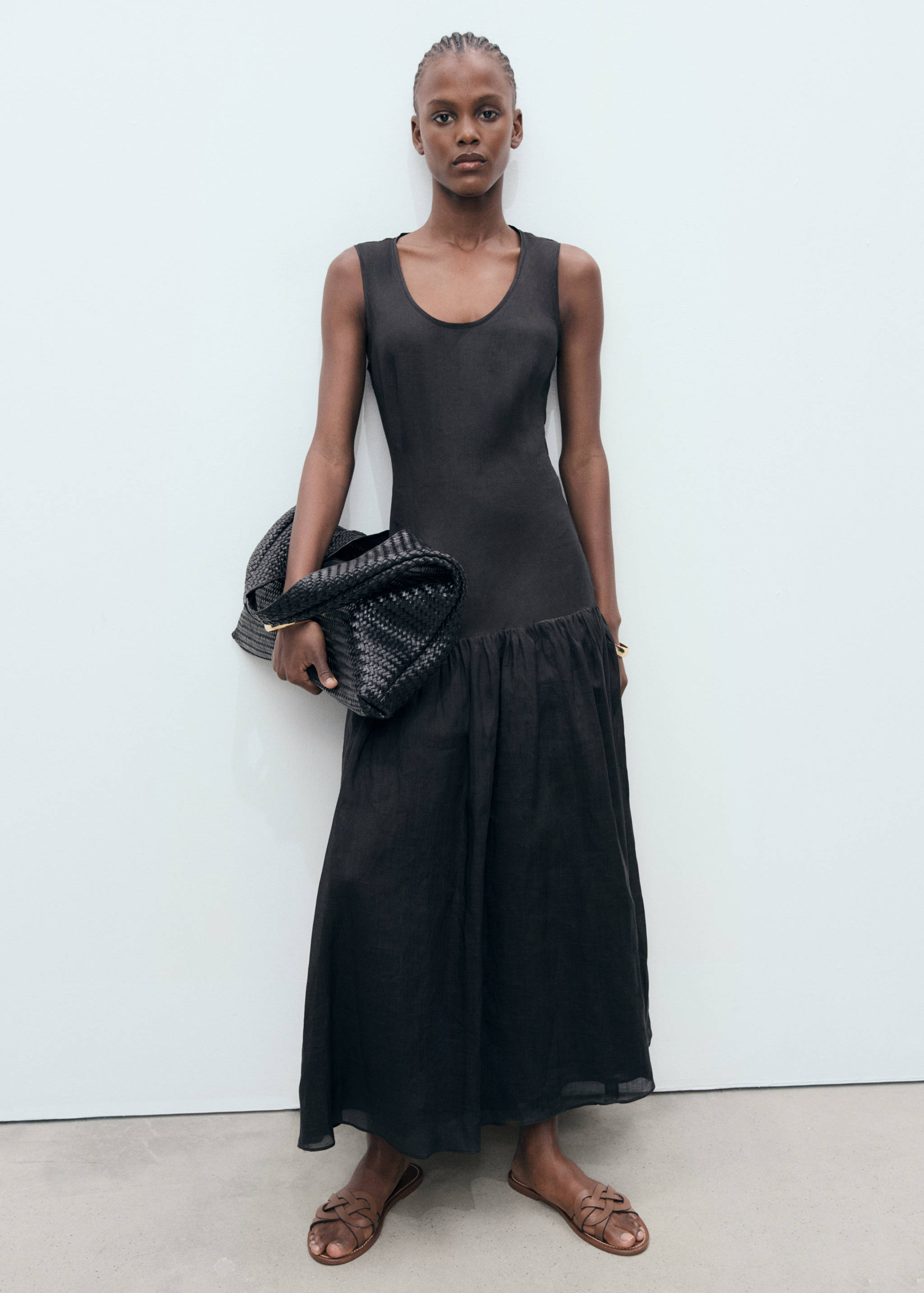 Leather sandals with intertwined strap - Details of the article 9
