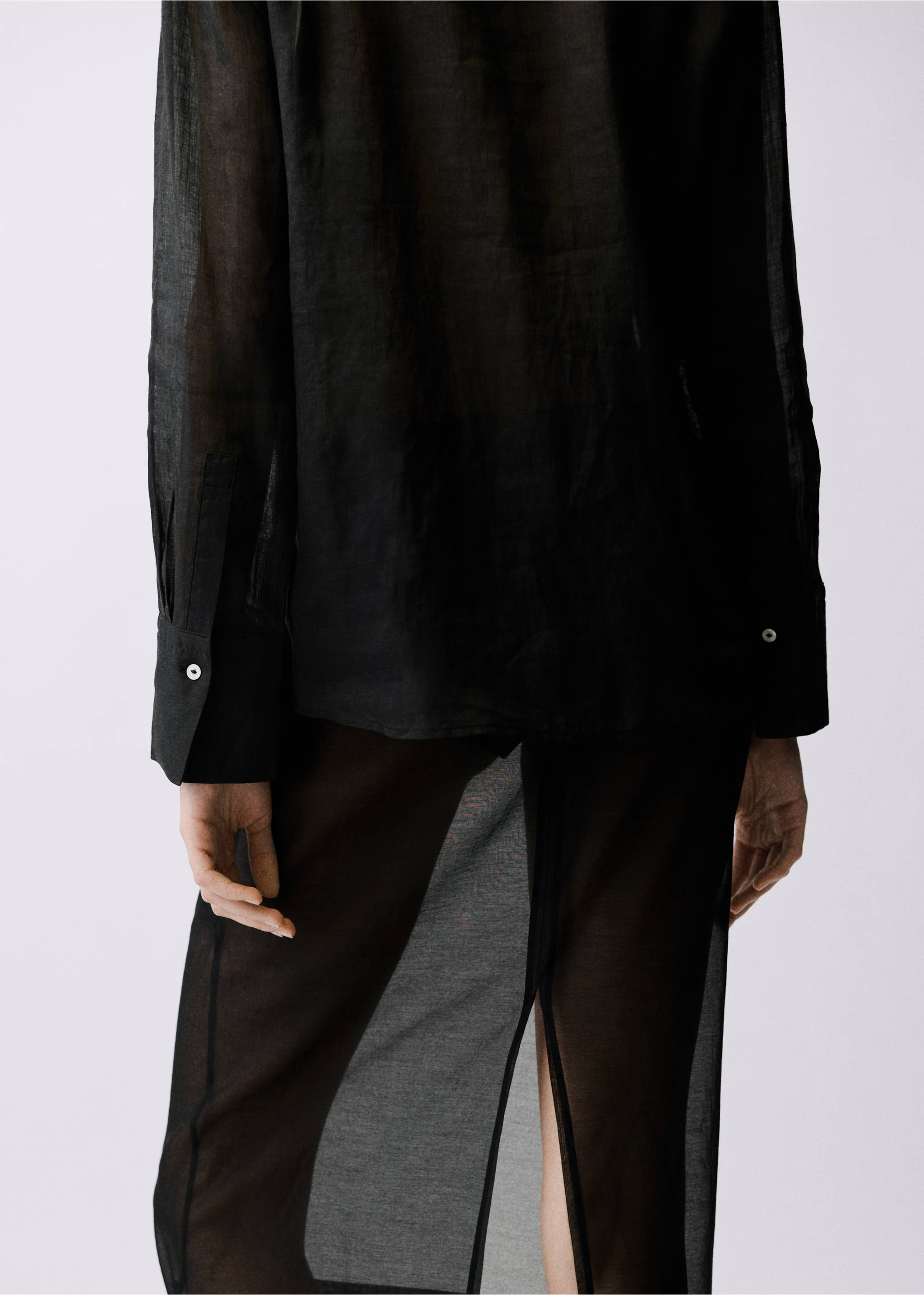 Camisa ramio botones ocultos - Reverso del artículo, Negro. Ref: 87037167-00.