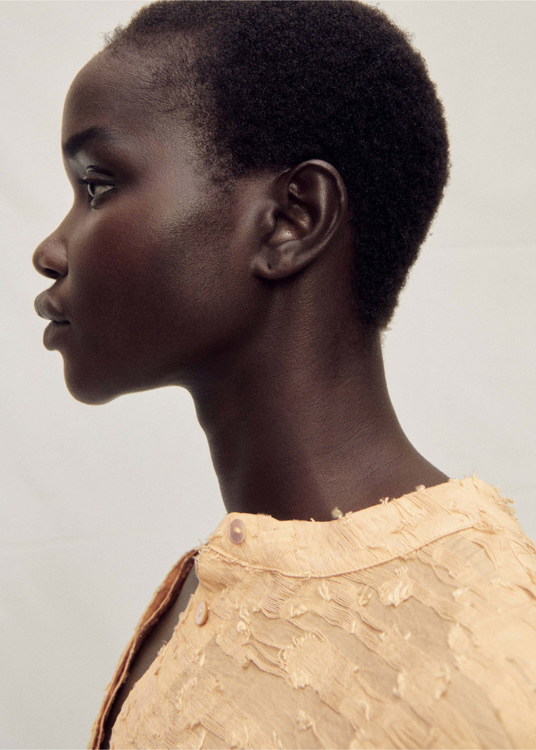 Textured oversize shirt - Details of the article 1, Ochre. Ref: 87037178-00.