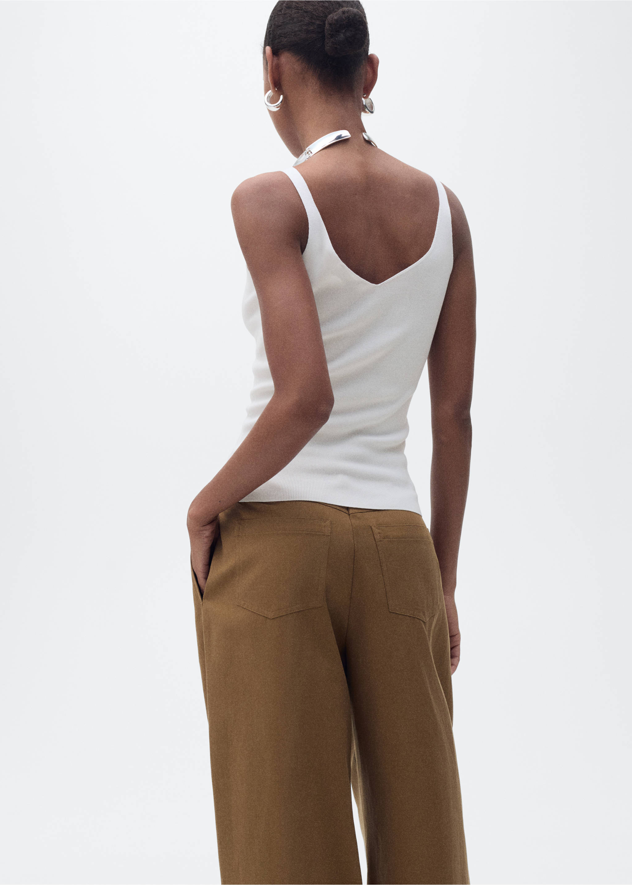 Top maglia collo a V - Retro dell'articolo, Grezzo. Ref: 87037184-00.