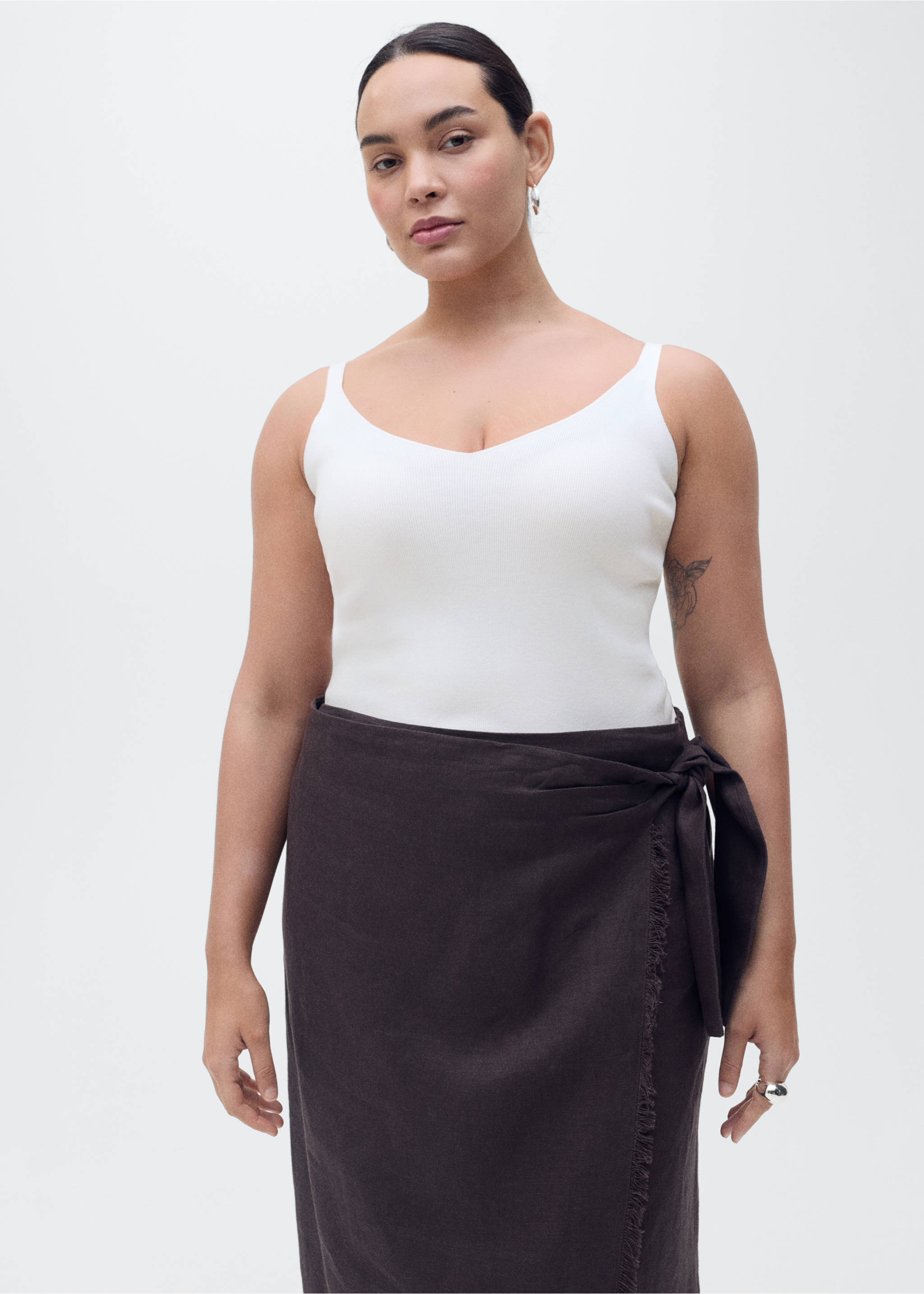 Top maglia collo a V - Dettaglio dell'articolo 5, Grezzo. Ref: 87037184-00.