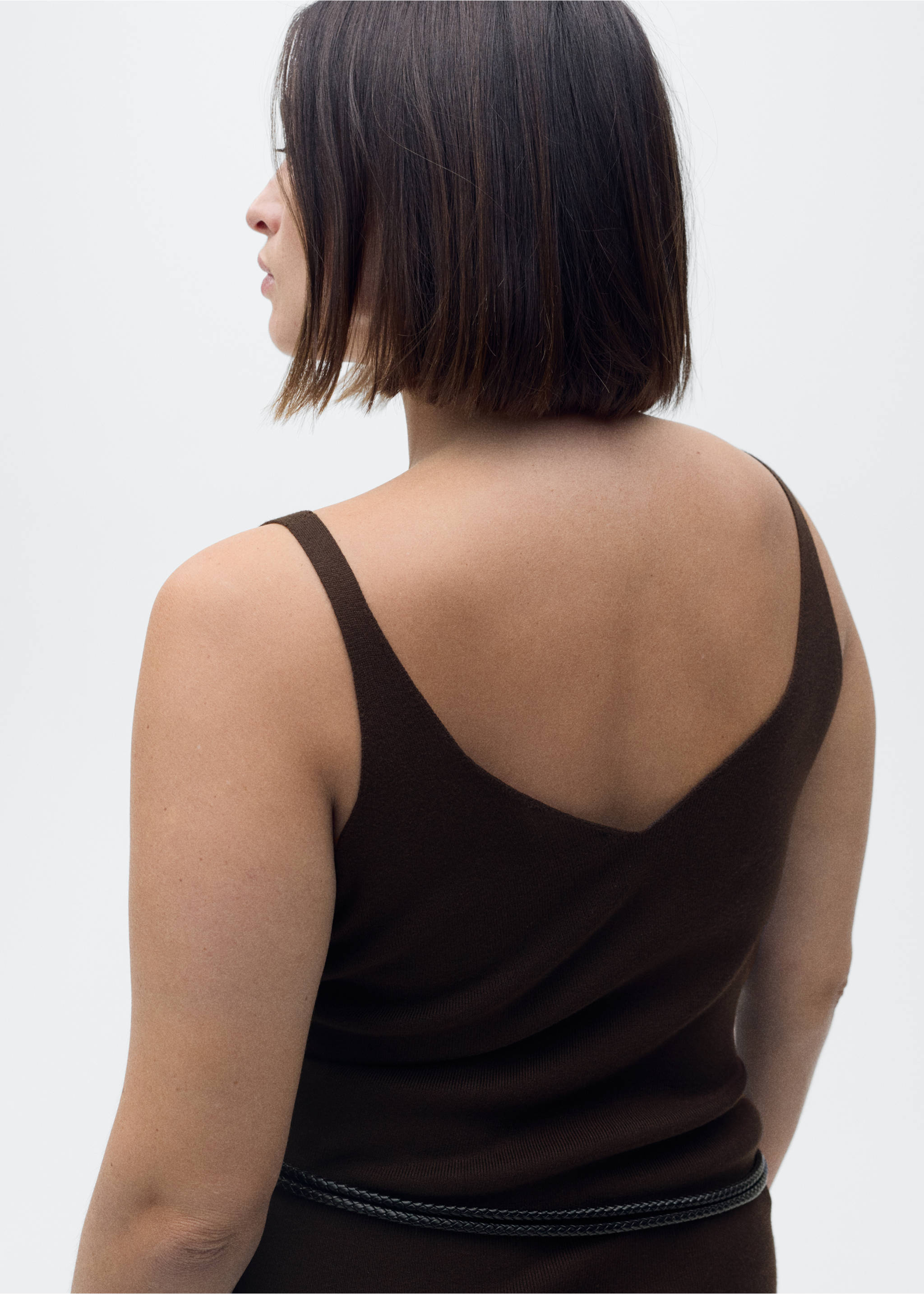 V-neck knit top - Details of the article 4, Chocolate. Ref: 87037184-00.