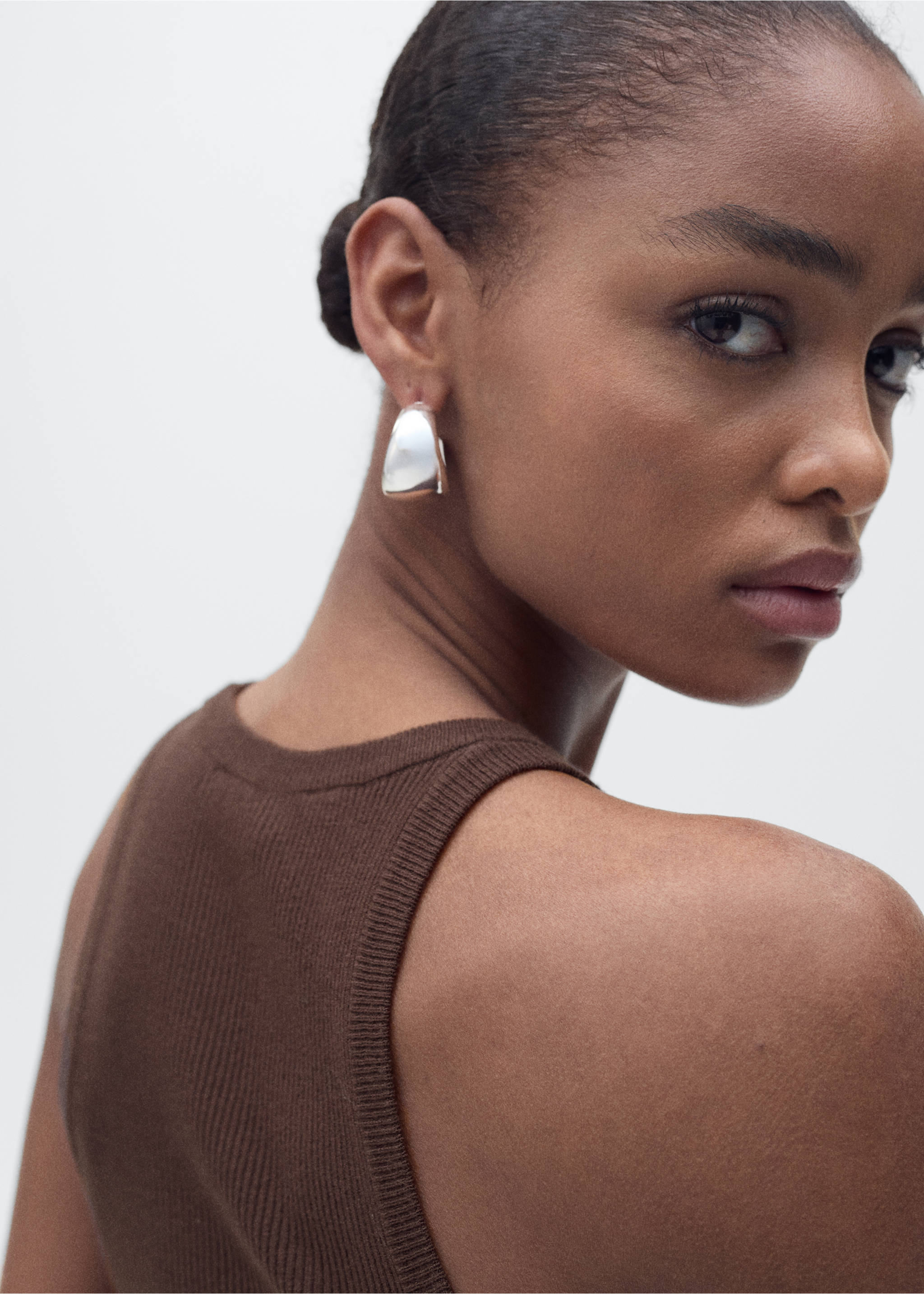 Top maille côtelée - Détail de l'article 1, Chocolat. Ref: 87037186-00.