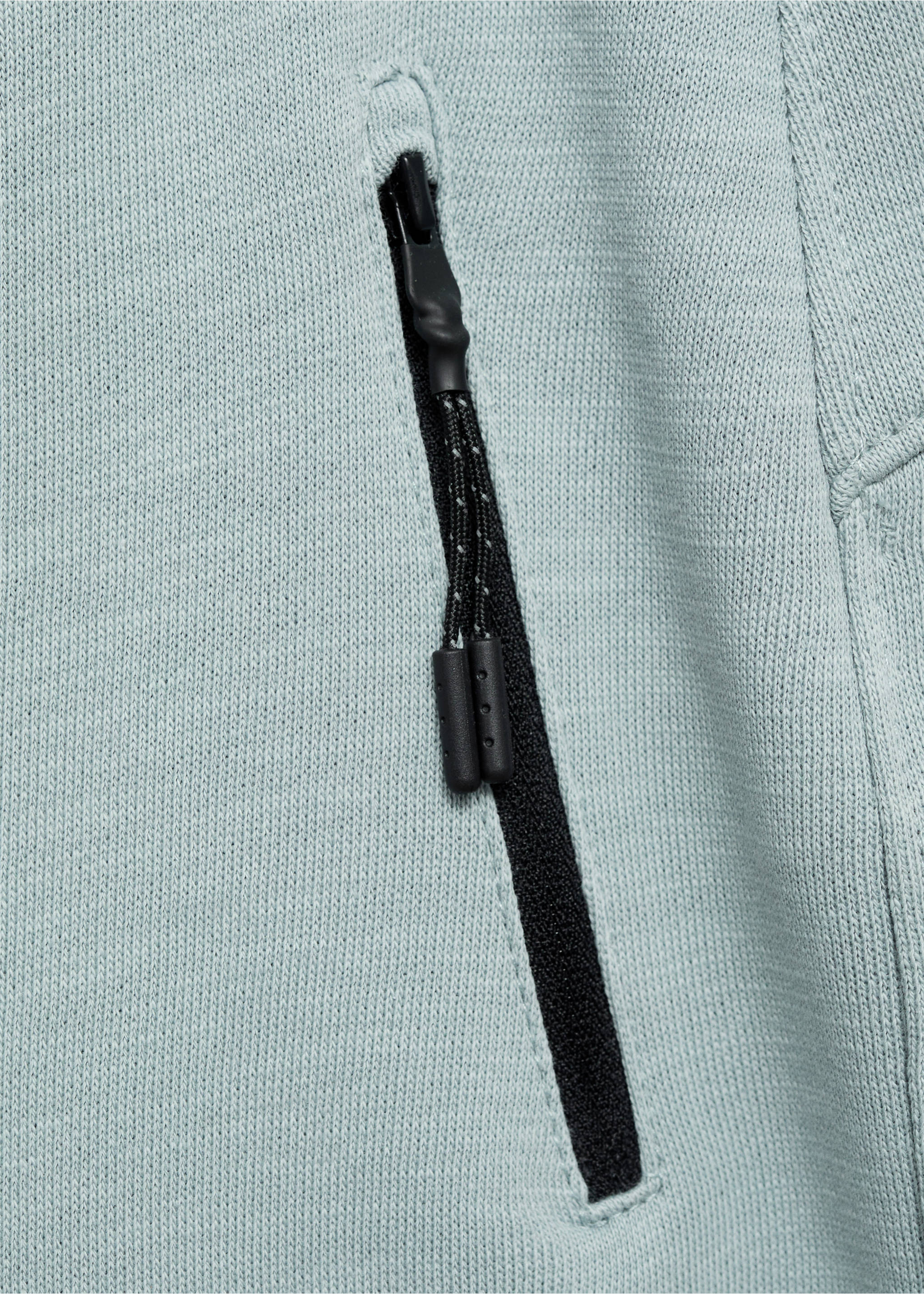Contrast pockets Bermuda shorts - Details of the article 0, Light/Pastel Grey. Ref: 87037705-00.