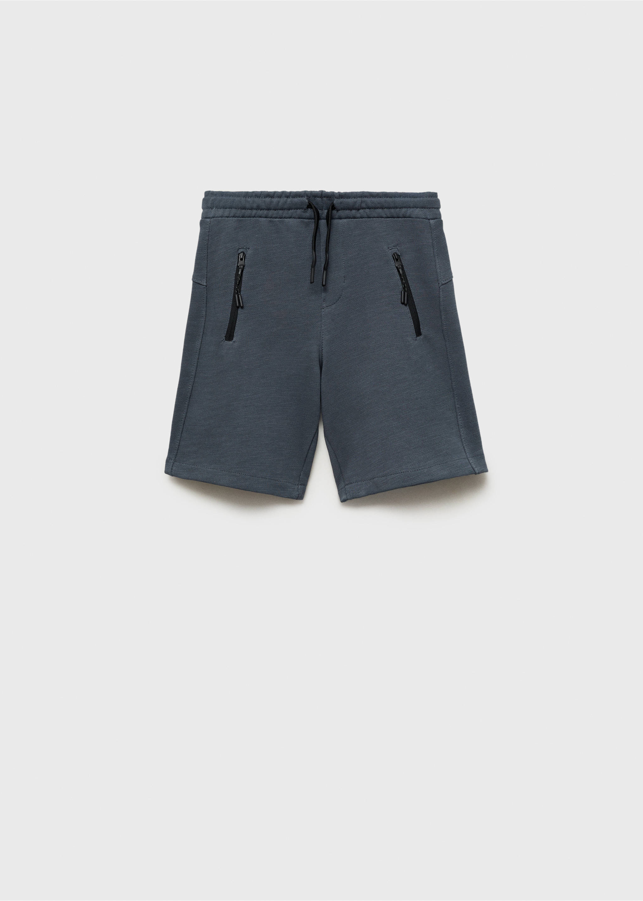 Contrast pockets Bermuda shorts - Article without model, Dark Grey. Ref: 87037705-00.