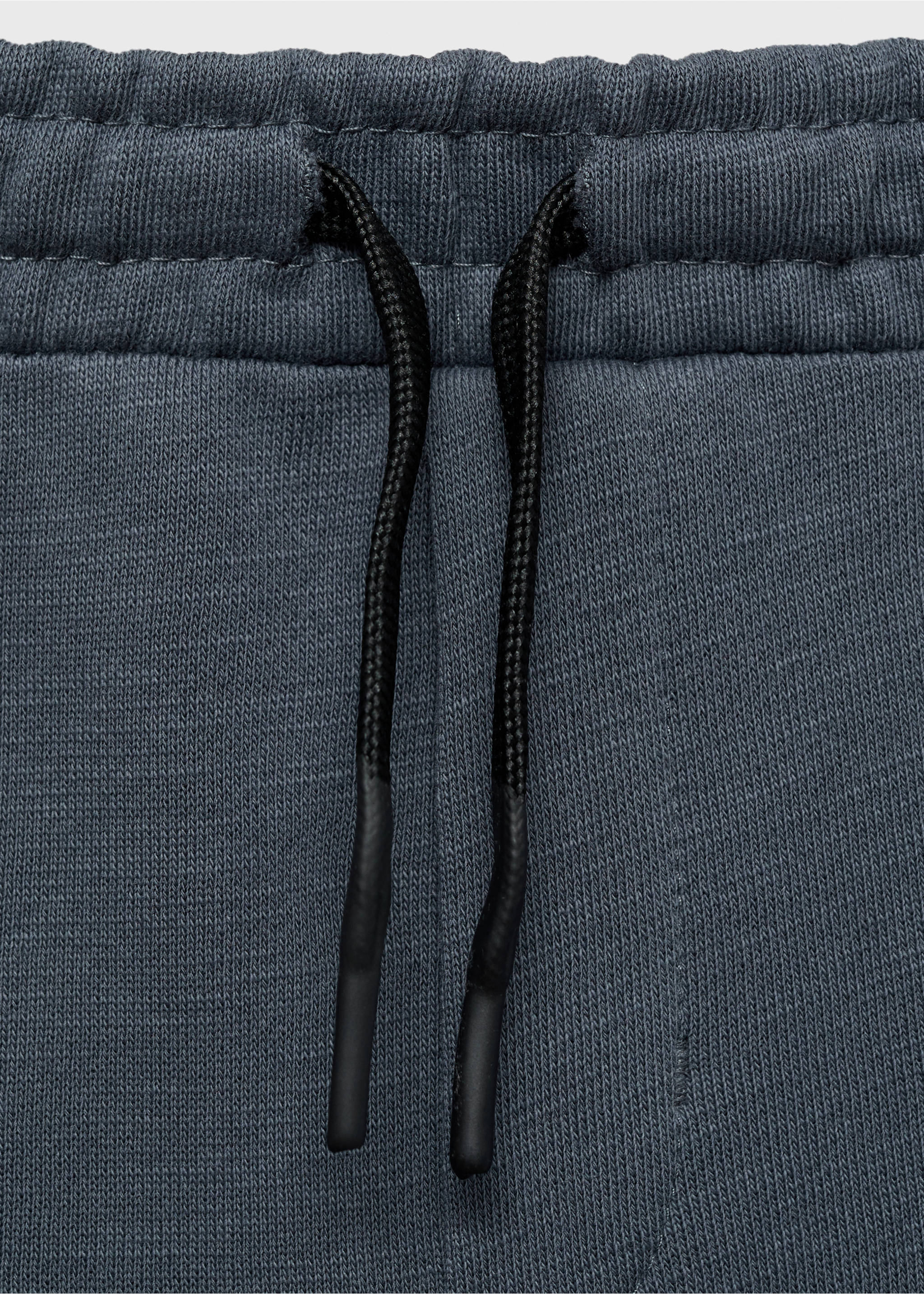 Contrast pockets Bermuda shorts - Details of the article 8, Dark Grey. Ref: 87037705-00.
