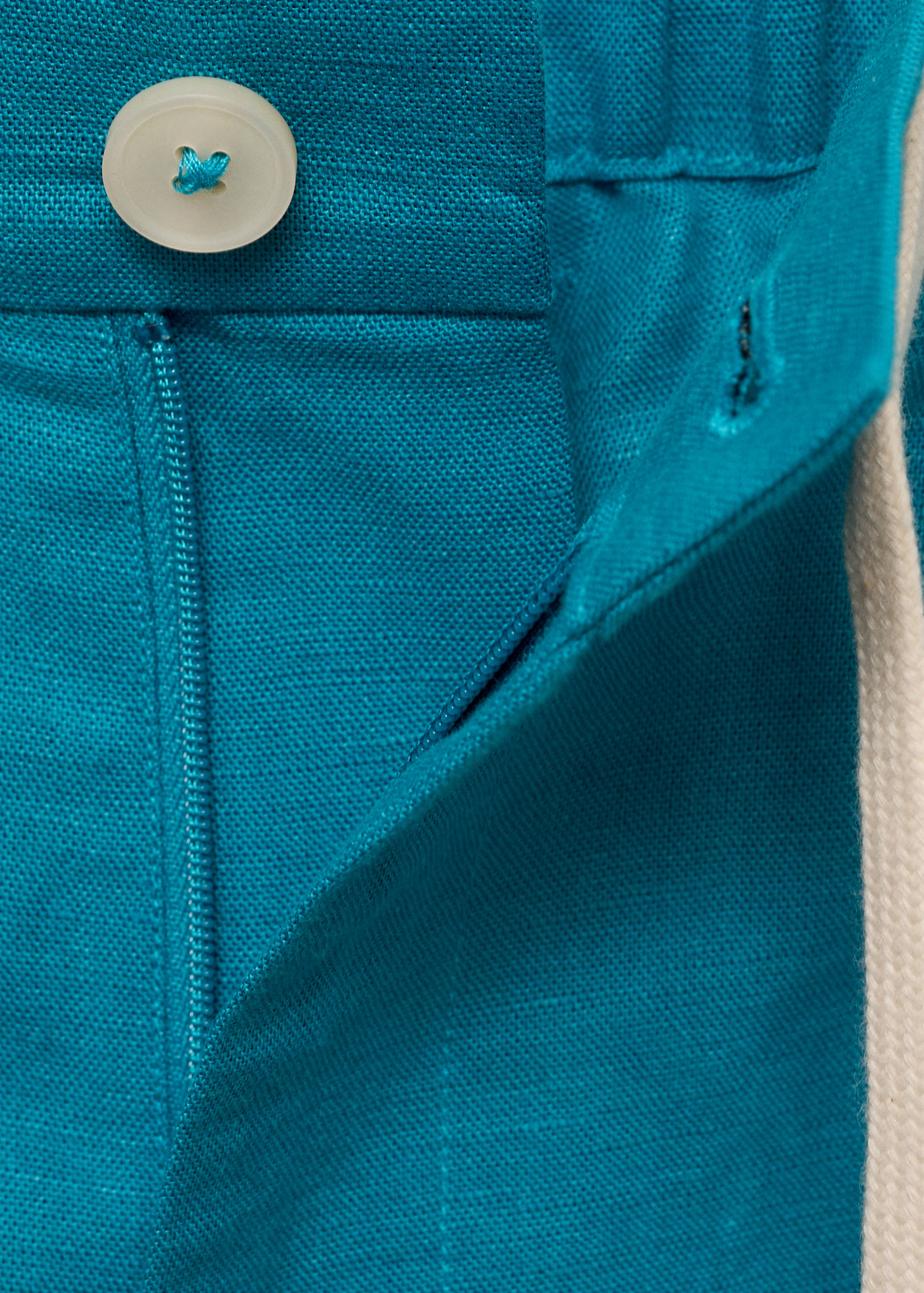 Linen-blend bermuda shorts with drawstring - Details of the article 8