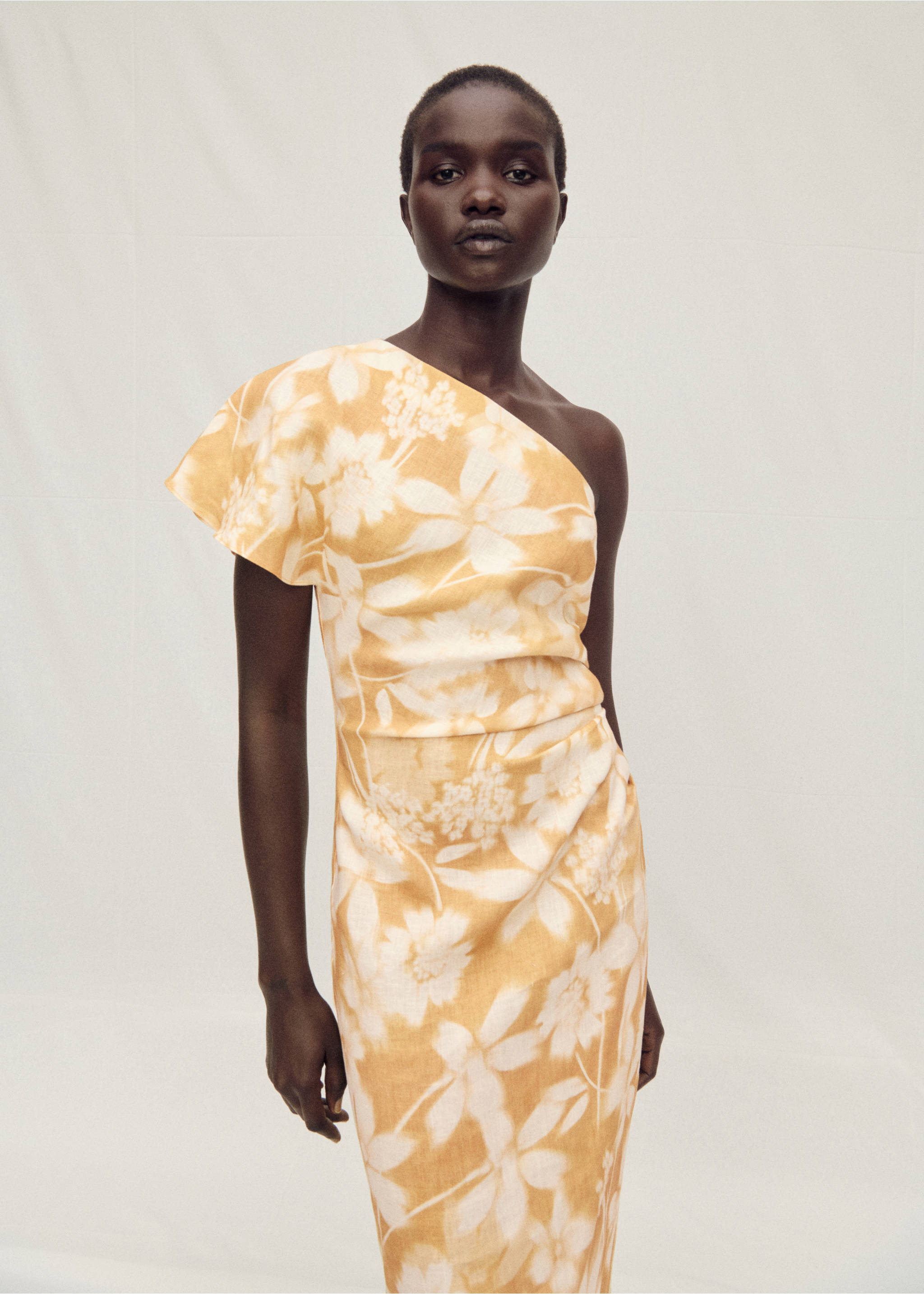 Asymmetrical floral linen dress - Medium plane, Mustard. Ref: 87037902-00.