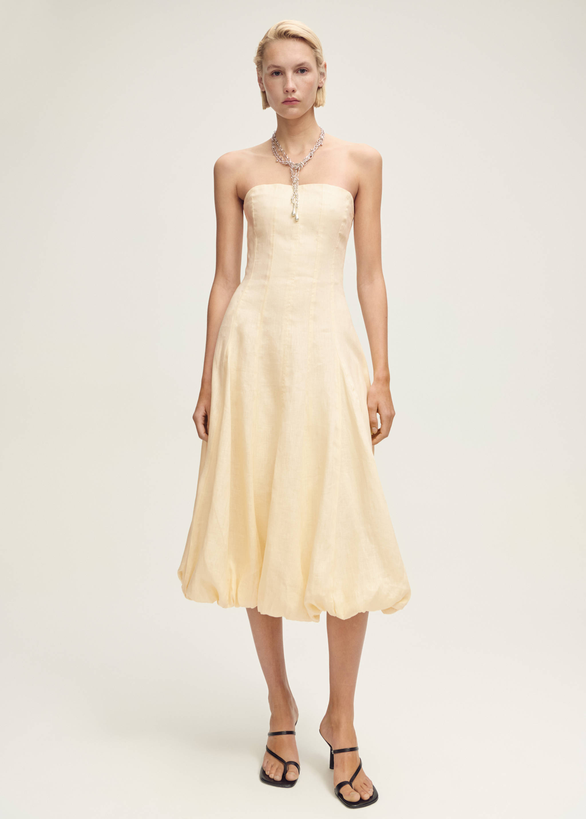 Linen dress with puffed hem - General plane