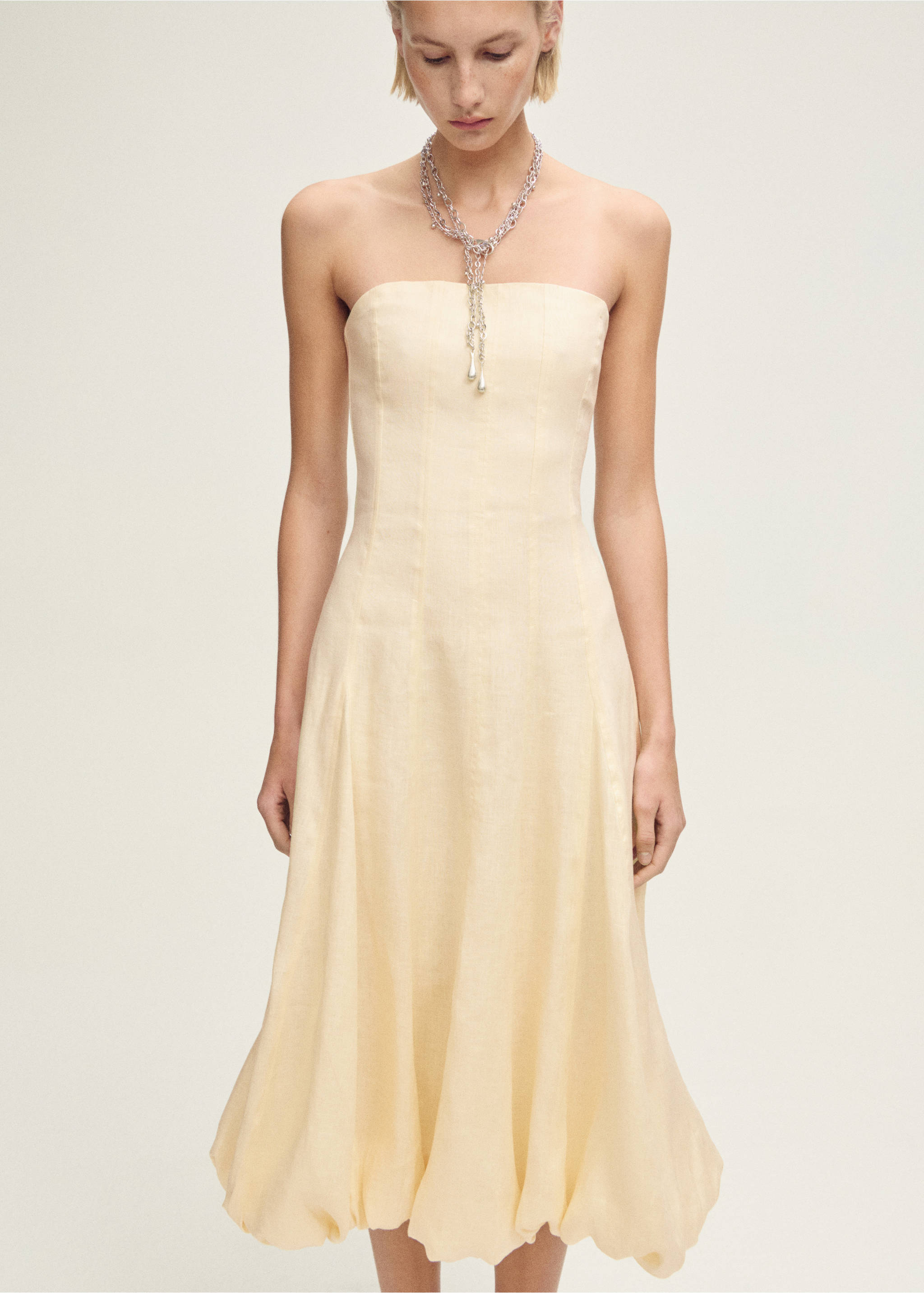 Linen dress with puffed hem - Medium plane, Pastel Yellow. Ref: 87037903-00.