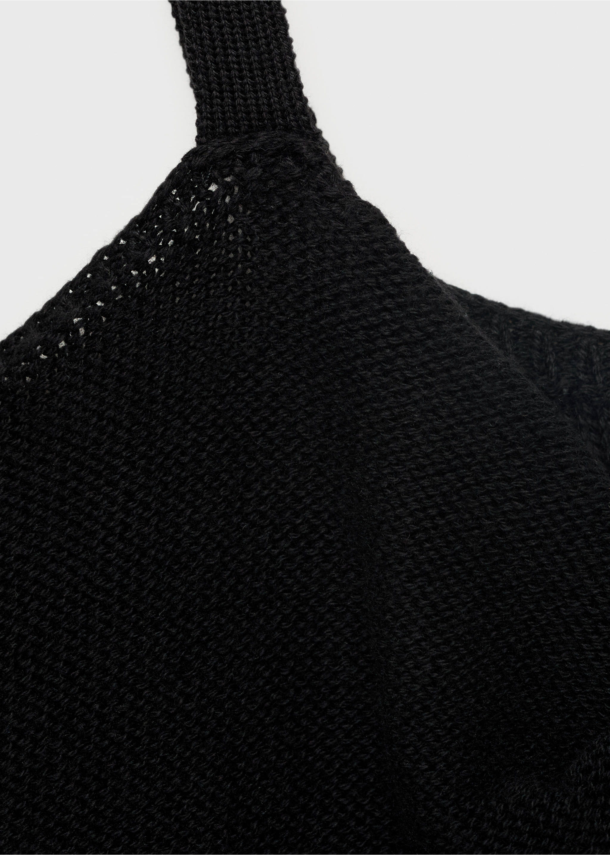 Strick-Trägertop - Detail des Artikels 0, Schwarz. Ref: 87038264-00.