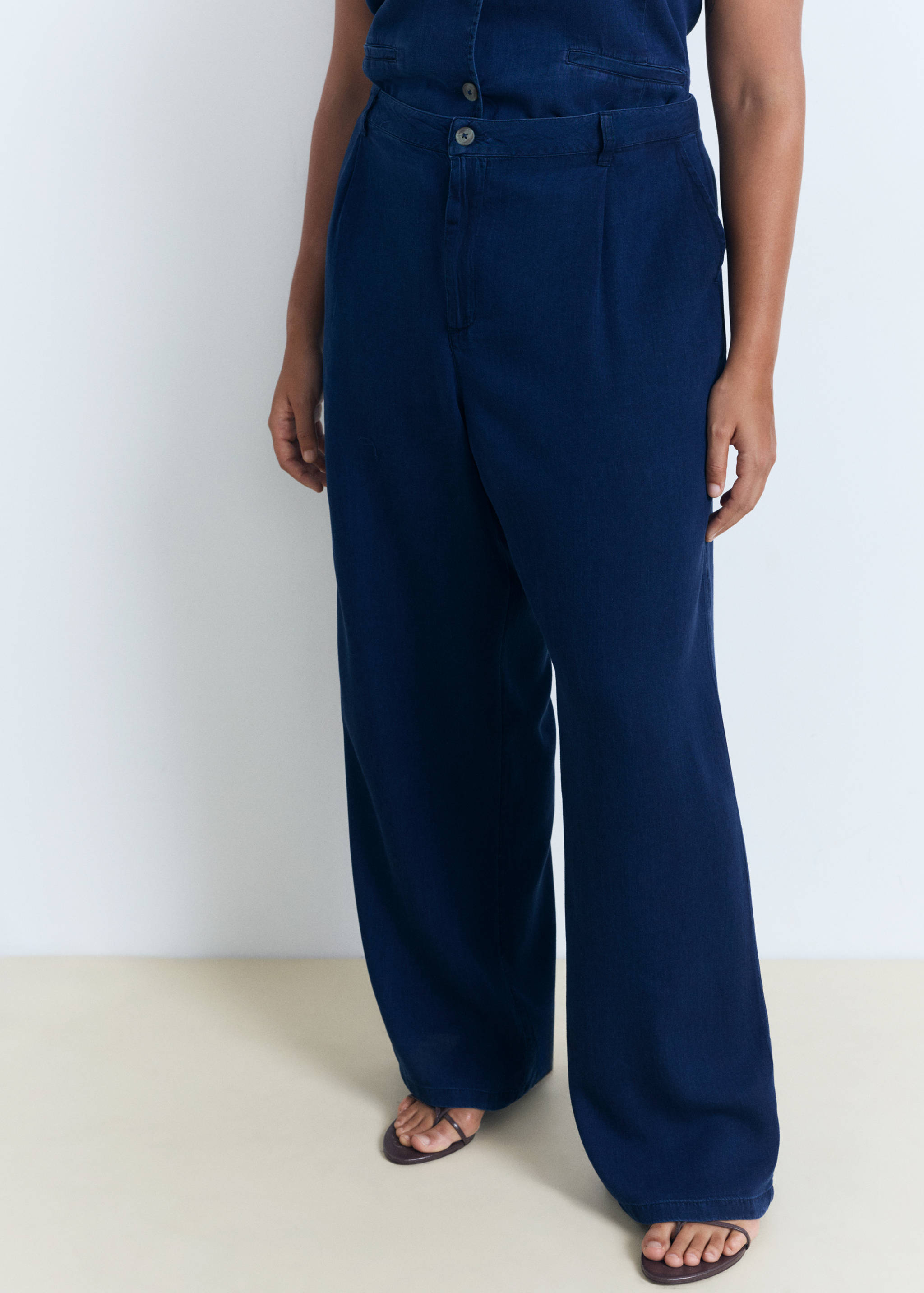 Wide leg lyocell pants with pleats - Details of the article 5