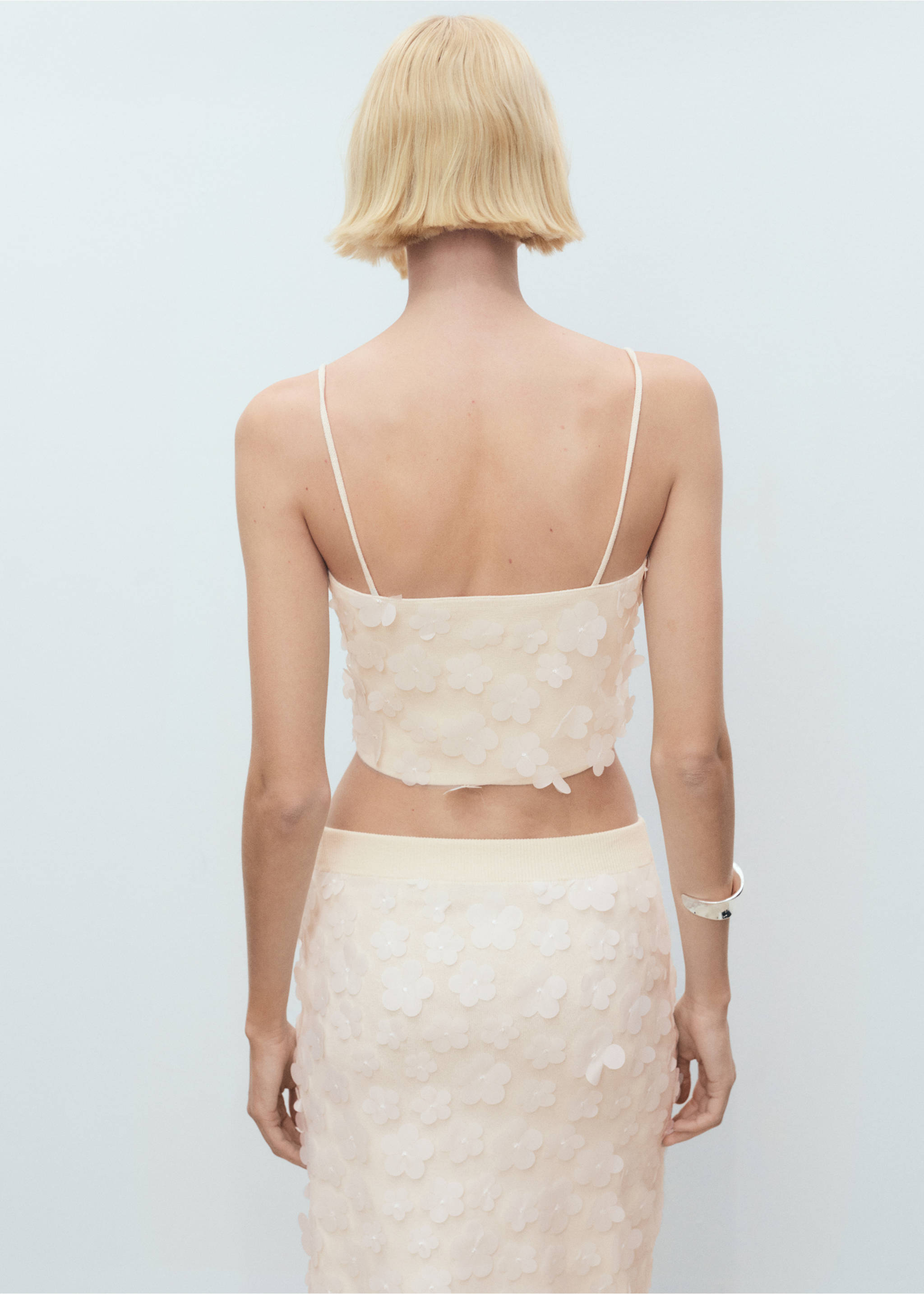 Embossed floral top - Reverse of the article, White. Ref: 87038650-00.