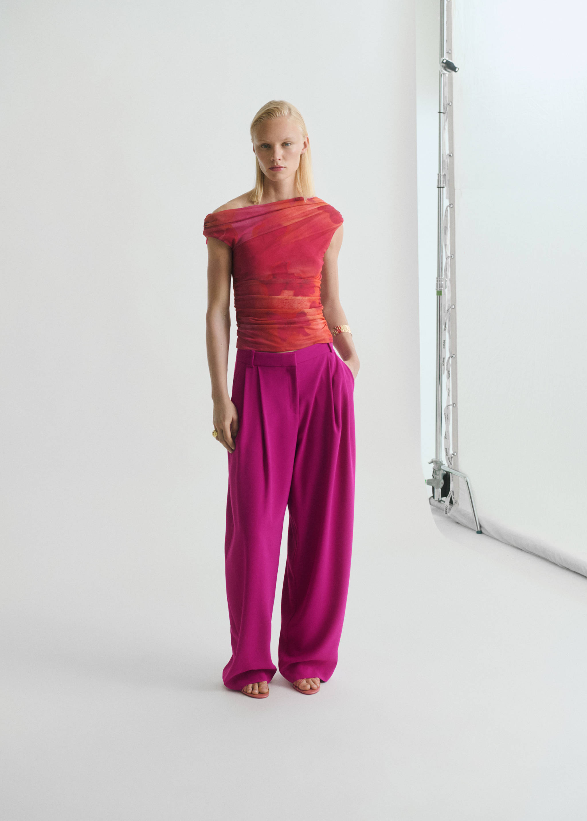 Top asymétrique à fleurs - Plan général