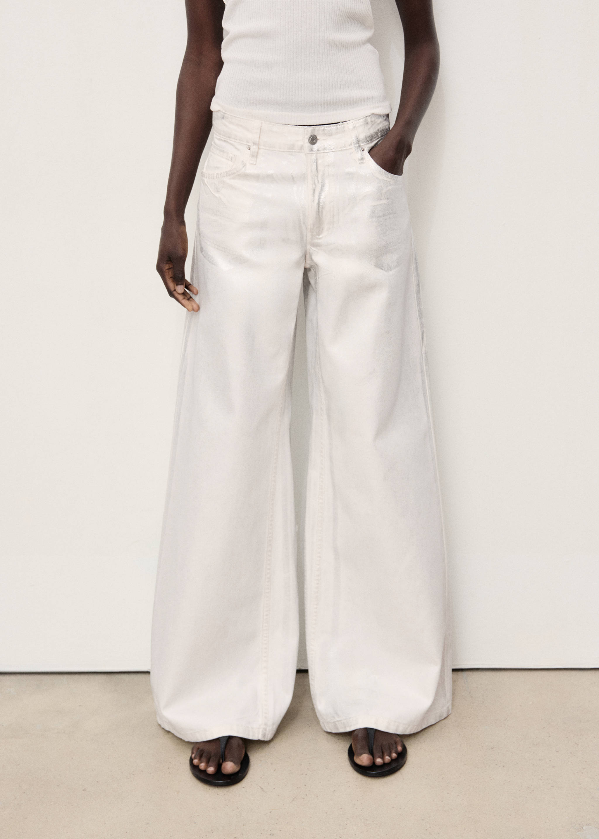 Traperice širokih nogavica metalik završne obrade - Prikaz srednjeg dijela