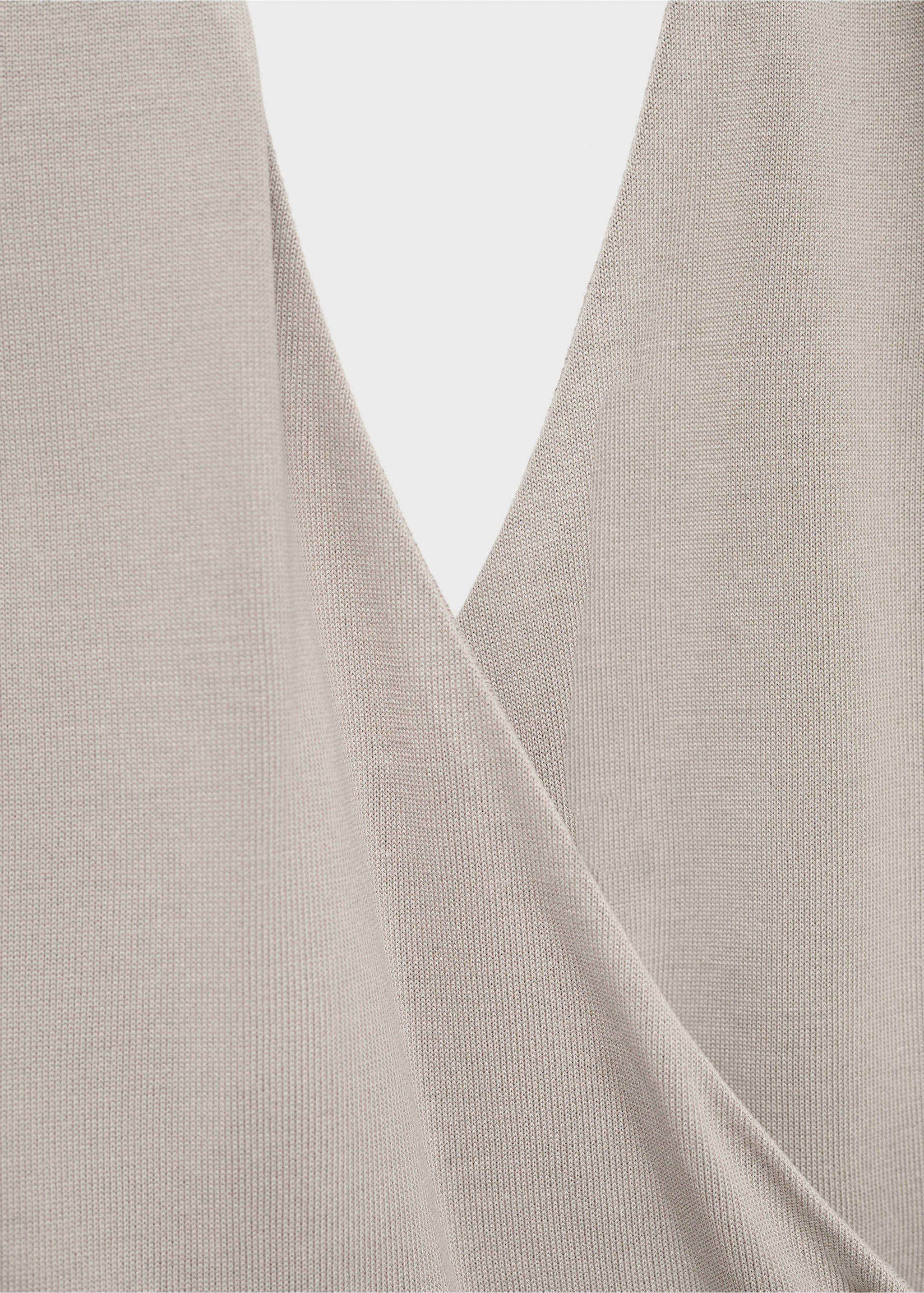 Halter-neck crossover top - Details of the article 8, Ice Grey. Ref: 87039211-00.
