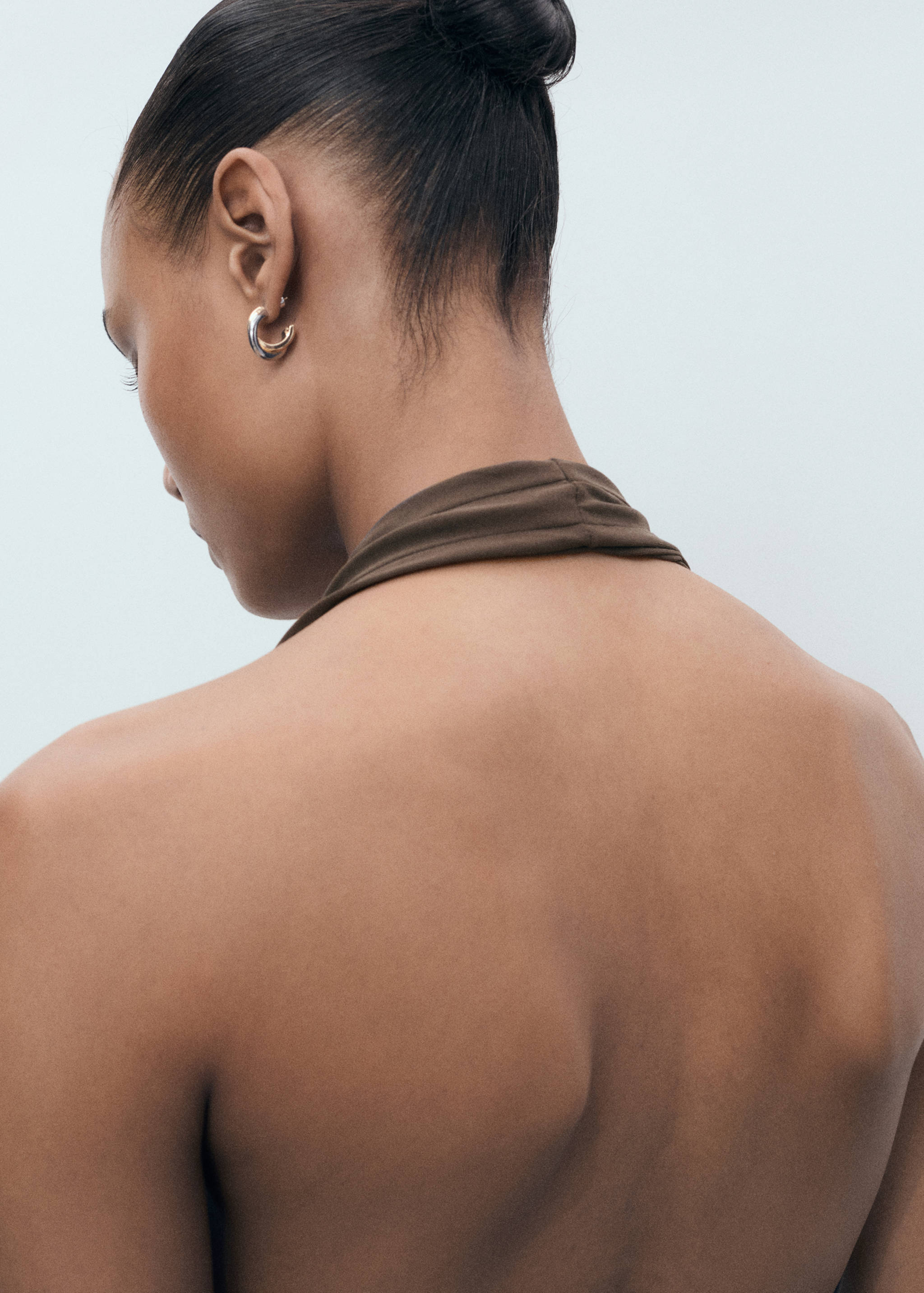 Halter-neck crossover top - Details of the article 6