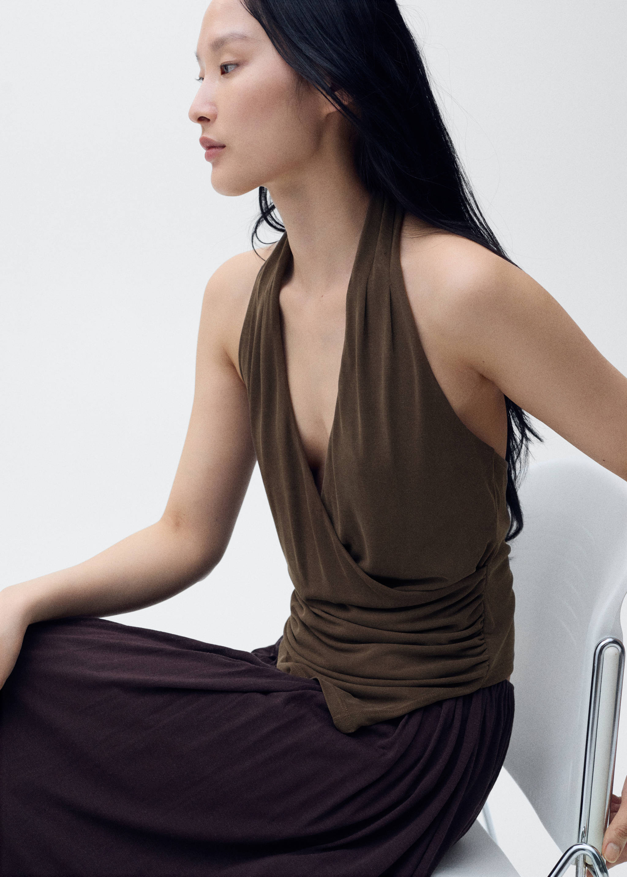 Halter-neck crossover top - Details of the article 2