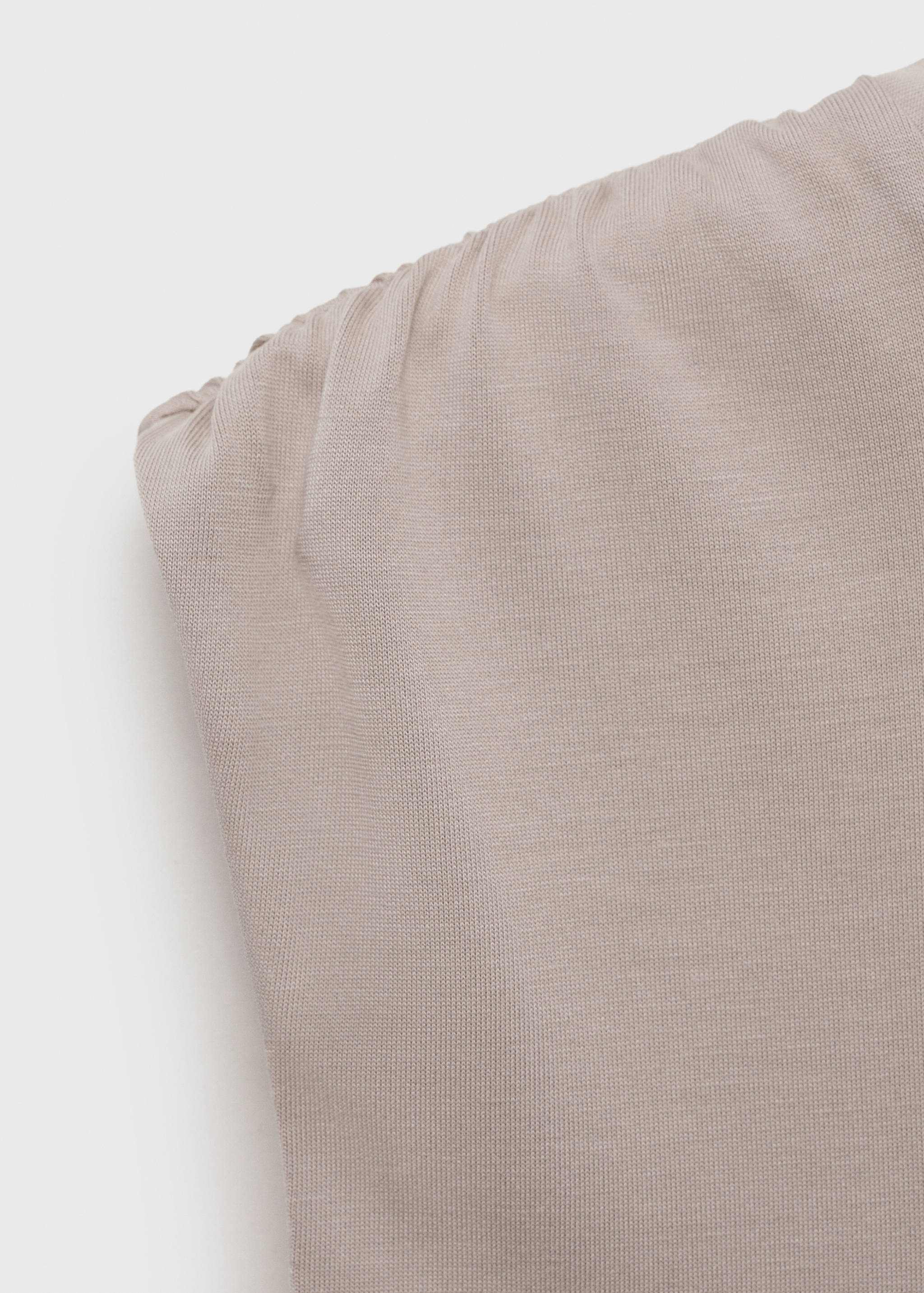 Flowy t-shirt with gathered shoulders - Details of the article 0