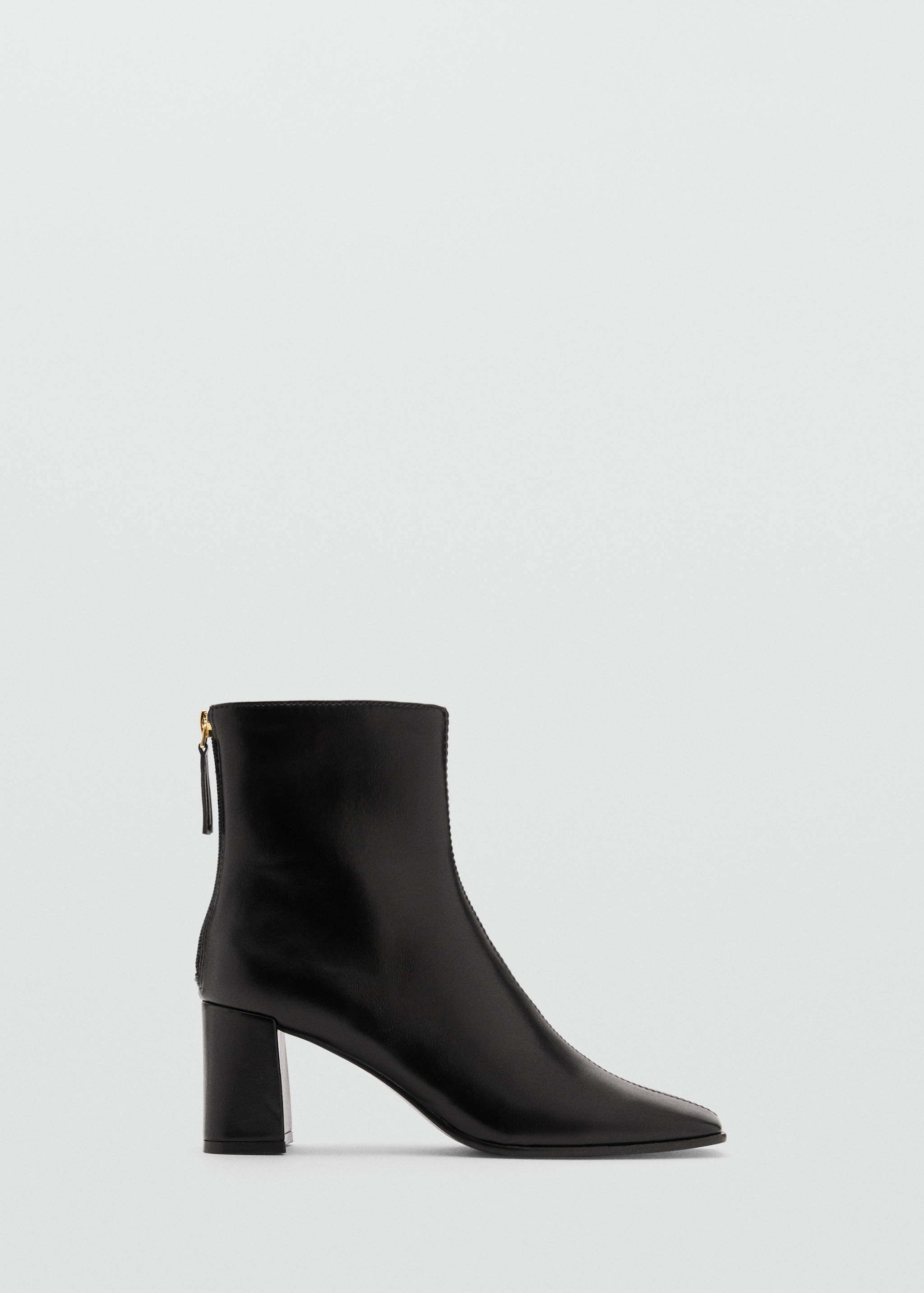 Blockstiefeletten mit quadratischer Kappe - Artikel ohne Model