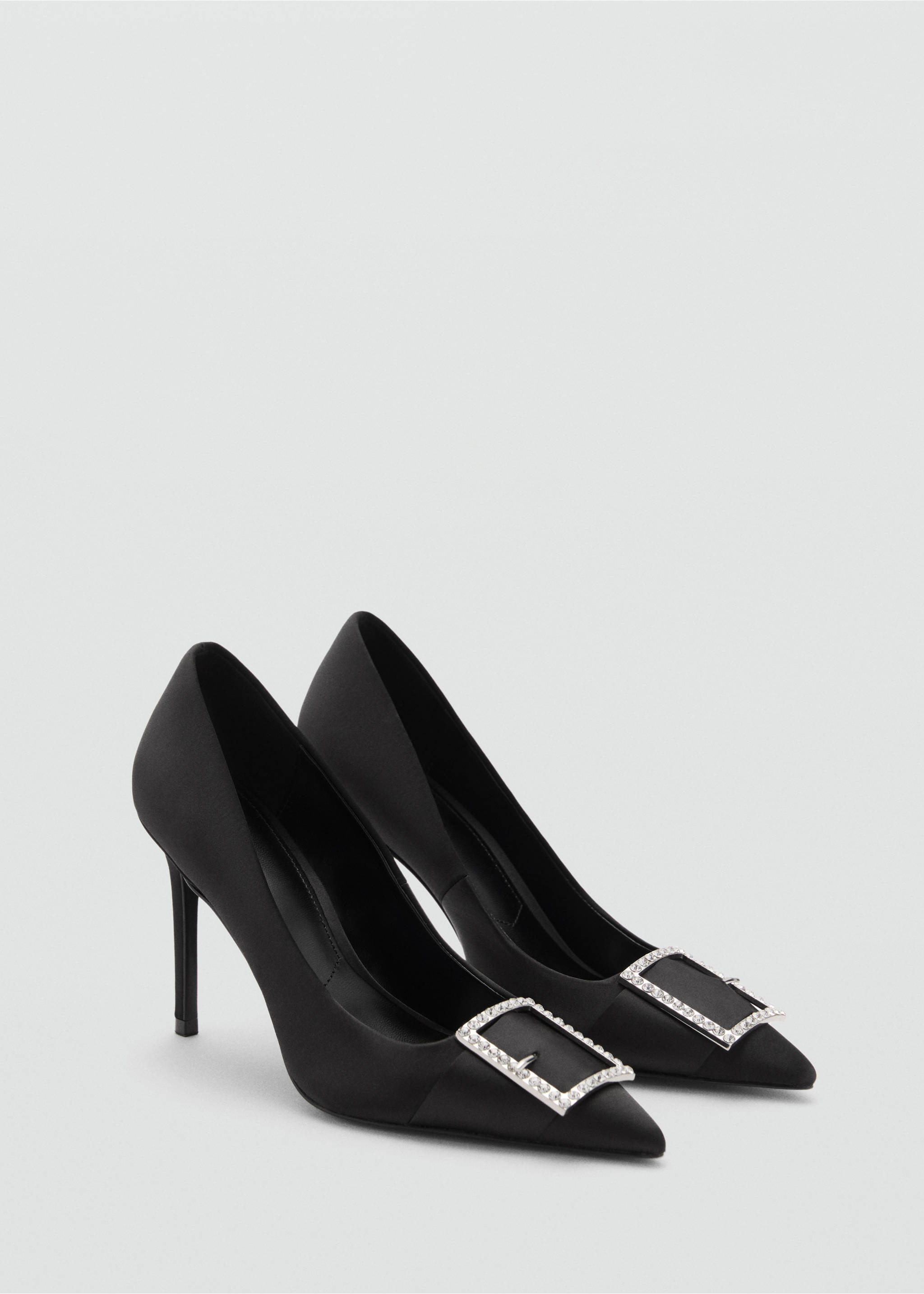 Chaussures talon boucle - Plan moyen, Noir. Ref: 87040269-00.