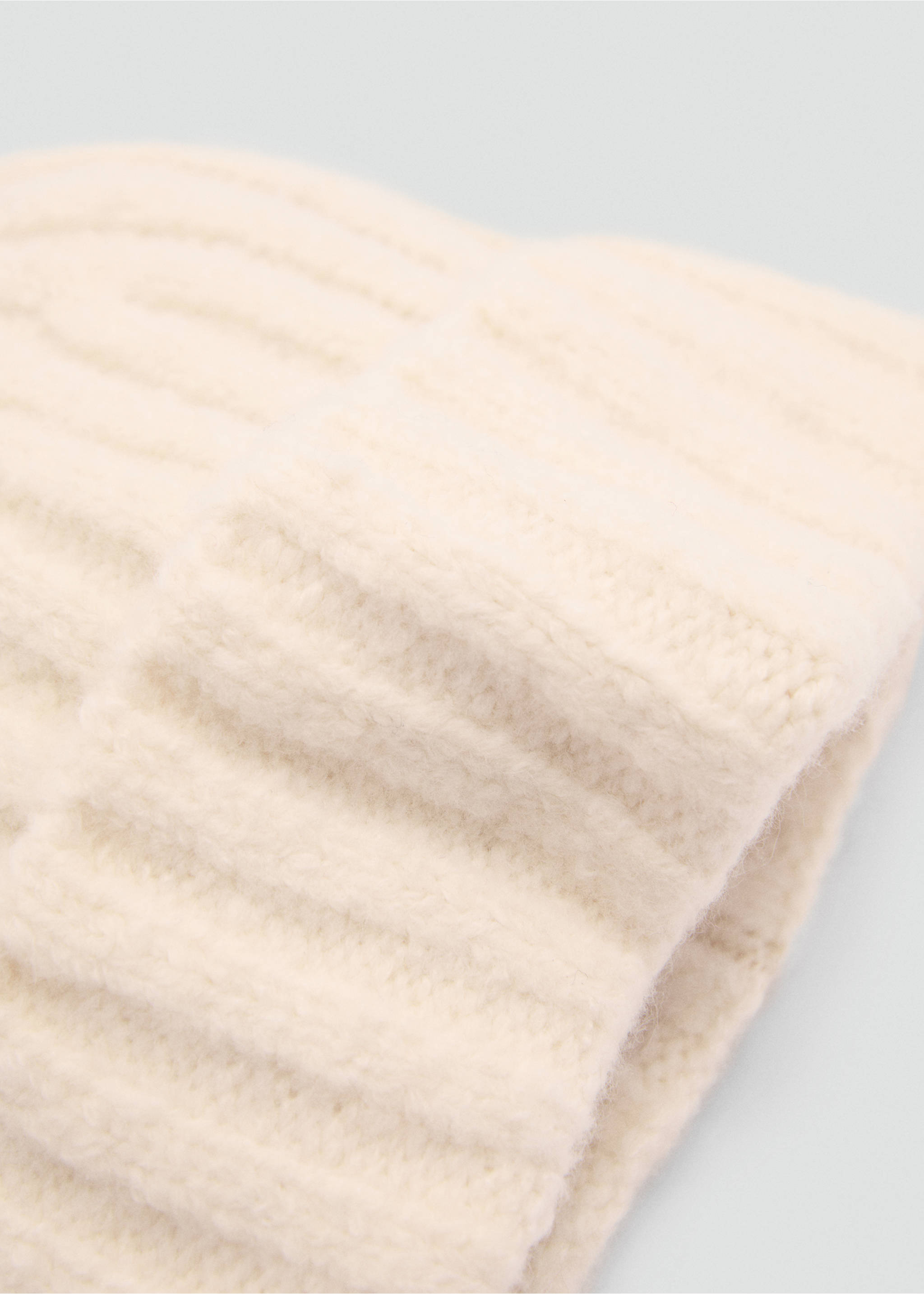 Ribbed knit beanie - Medium plane, Ecru. Ref: 87040277-00.