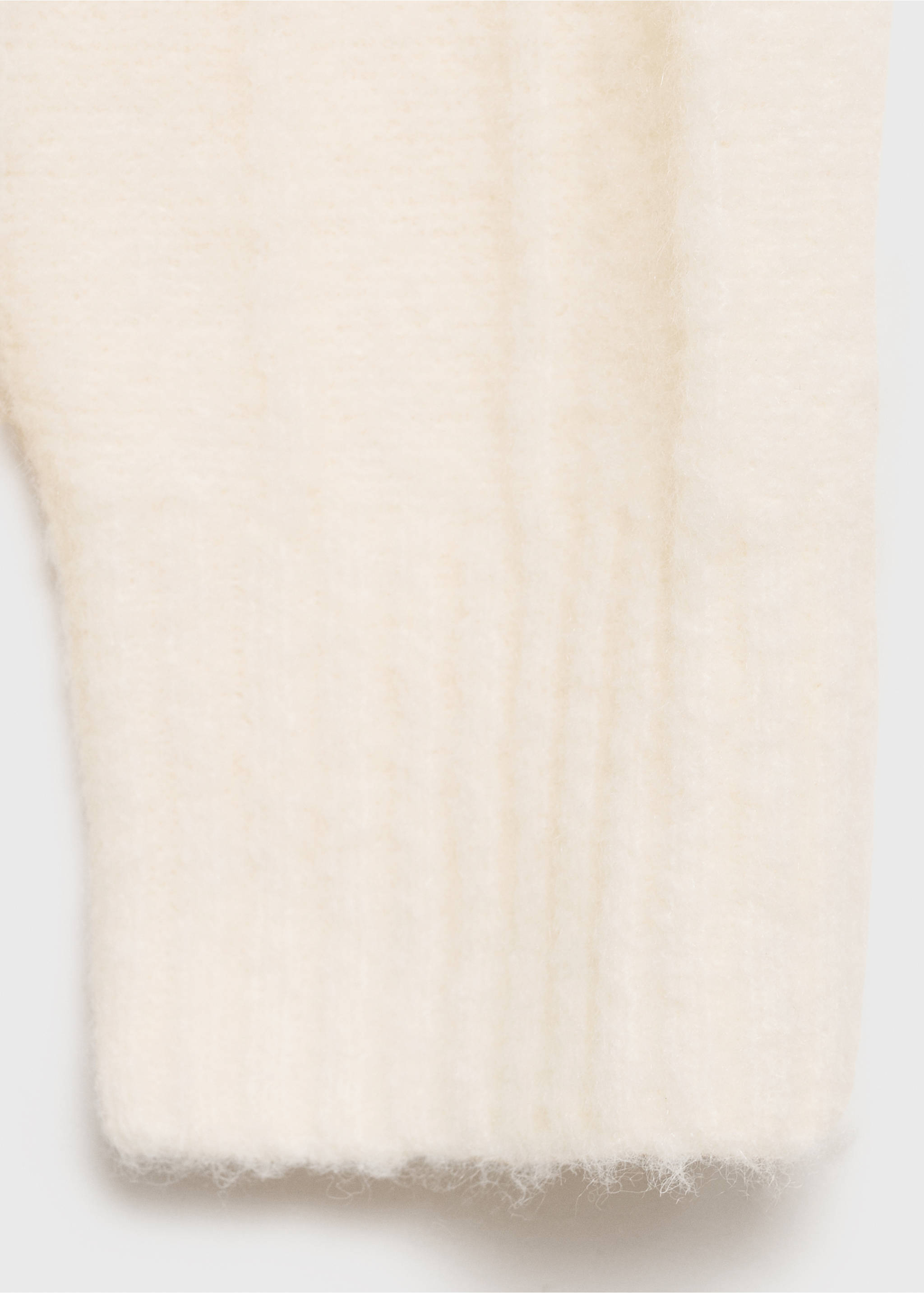 Buttoned long cardigan - Details of the article 8, Ecru. Ref: 87040282-00.