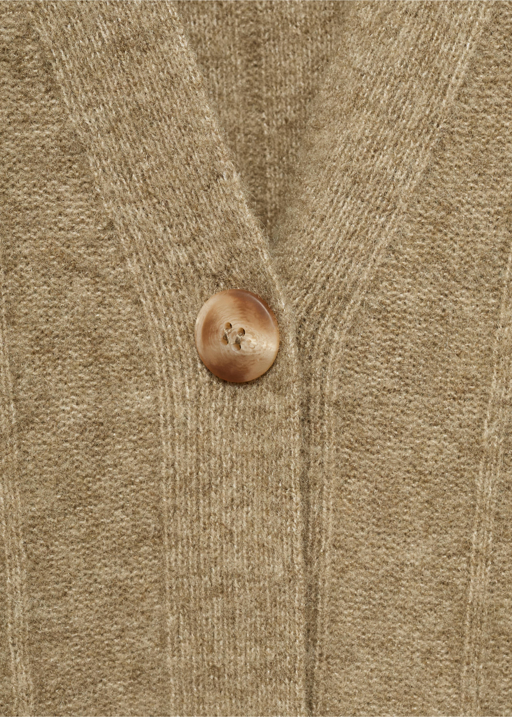 Langer Cardigan mit Knöpfen - Detail des Artikels 0, Mittelgrün. Ref: 87040282-00.