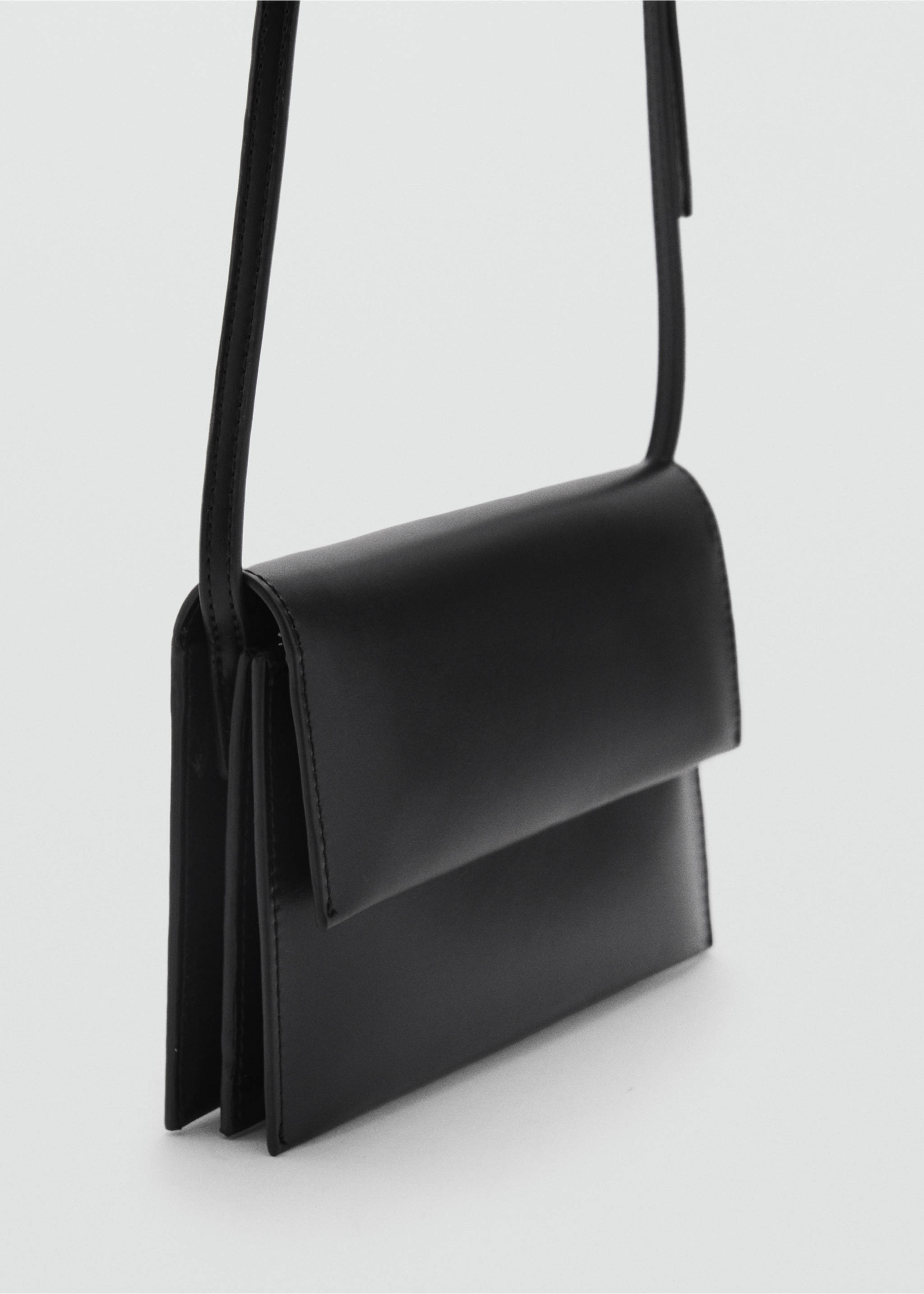 Crossbody bag with flap - Medium plane, Black. Ref: 87040292-00.