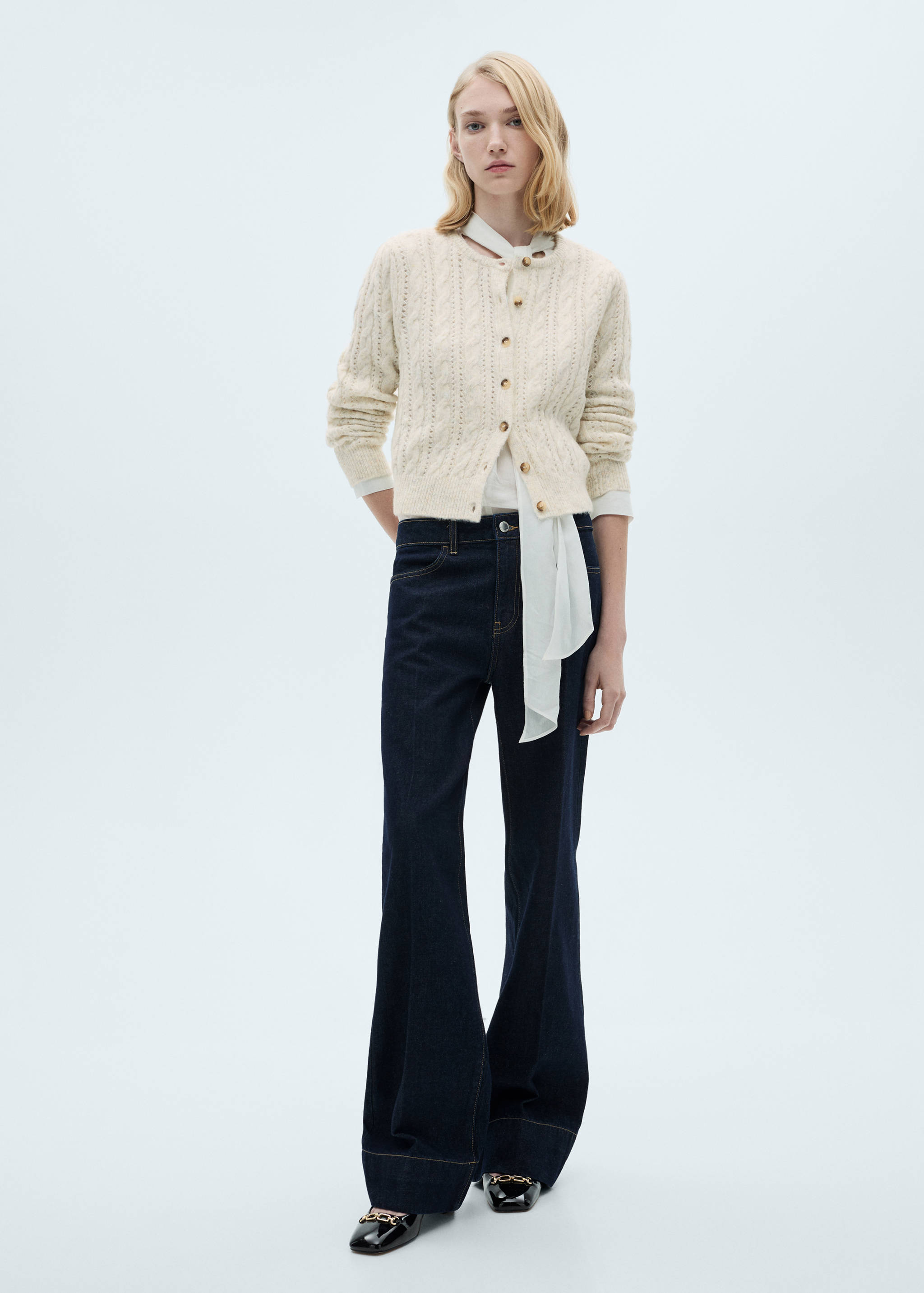 Cárdigan trenzado detalles calados - Plano general