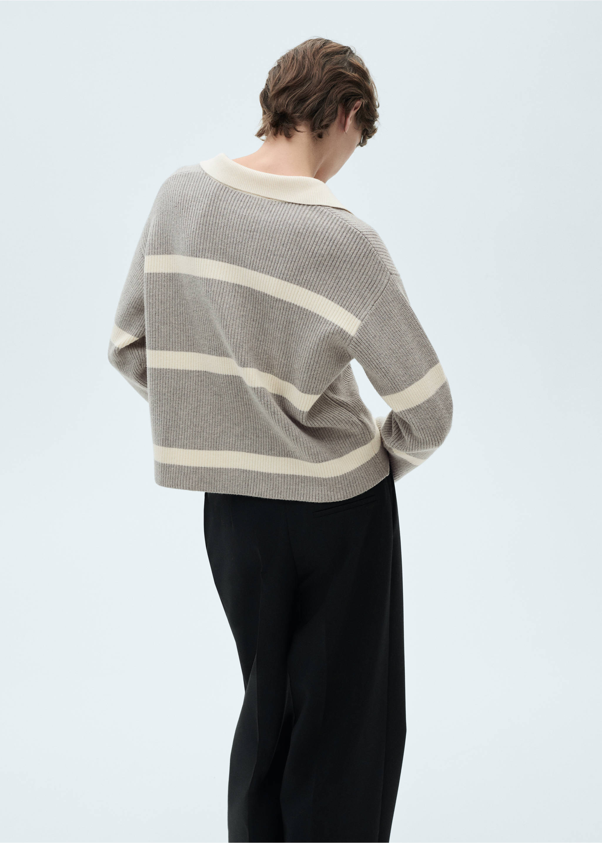 Strickpullover mit Poloshirt-Kragen - Rückseite des Artikels, Grau. Ref: 87040357-00.