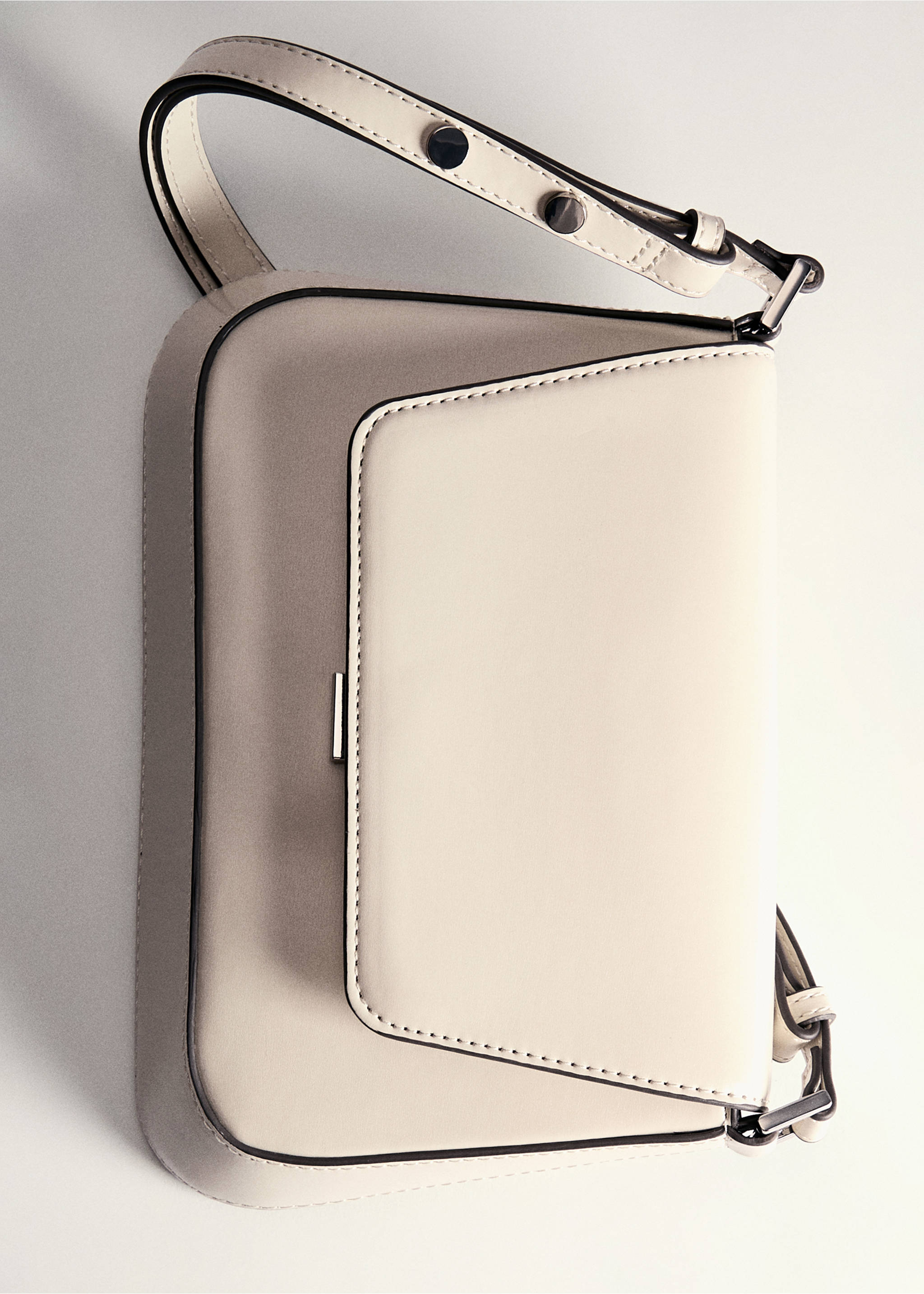 Shoulder bag with strap - Details of the article 5, Off White. Ref: 87040358-00.