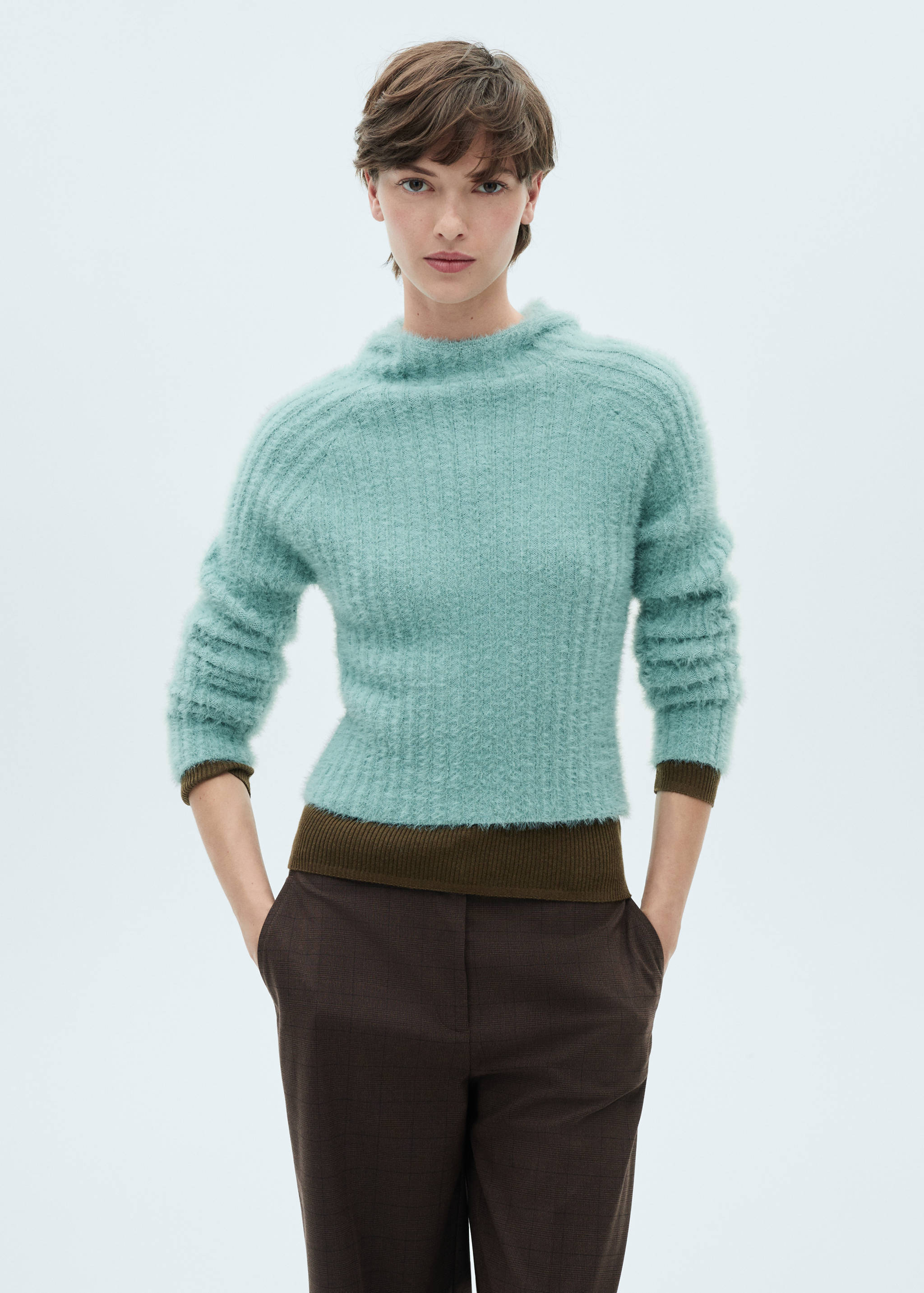 Jersey capucha efecto pelo - Plano medio