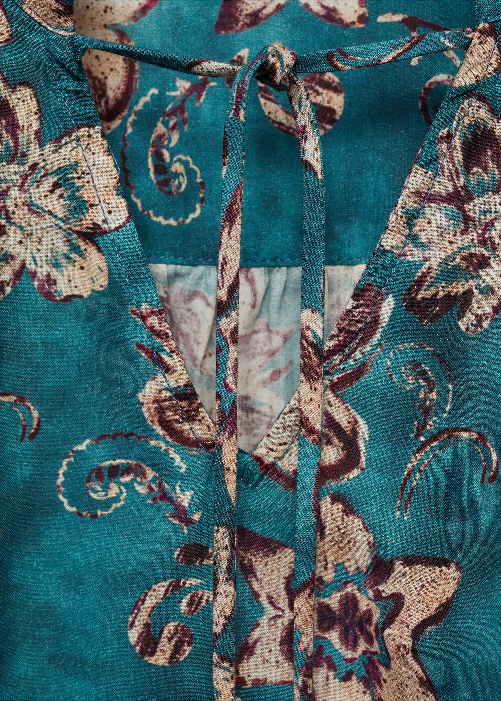 Bluse mit Blumenmuster - Detail des Artikels 8, Türkis. Ref: 87040377-00.