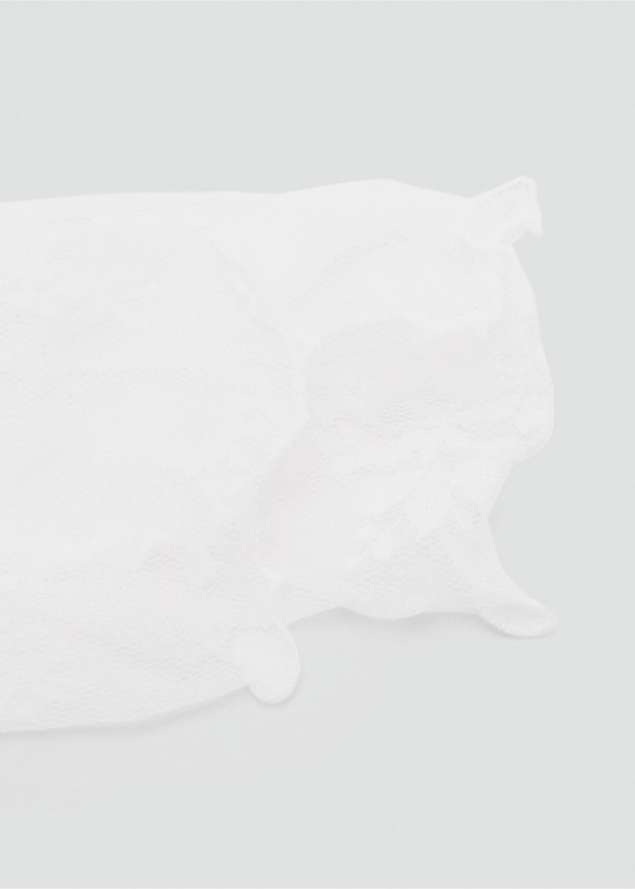 Socken mit Spitzen-Design - Detail des Artikels 2, Weiß. Ref: 87040385-00.