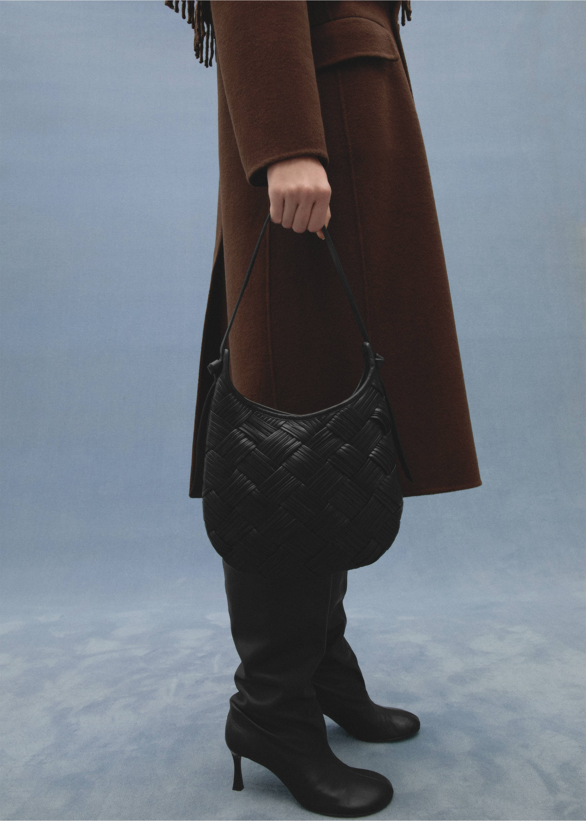 Braided leather bag - General plane, Black. Ref: 87040422-00.